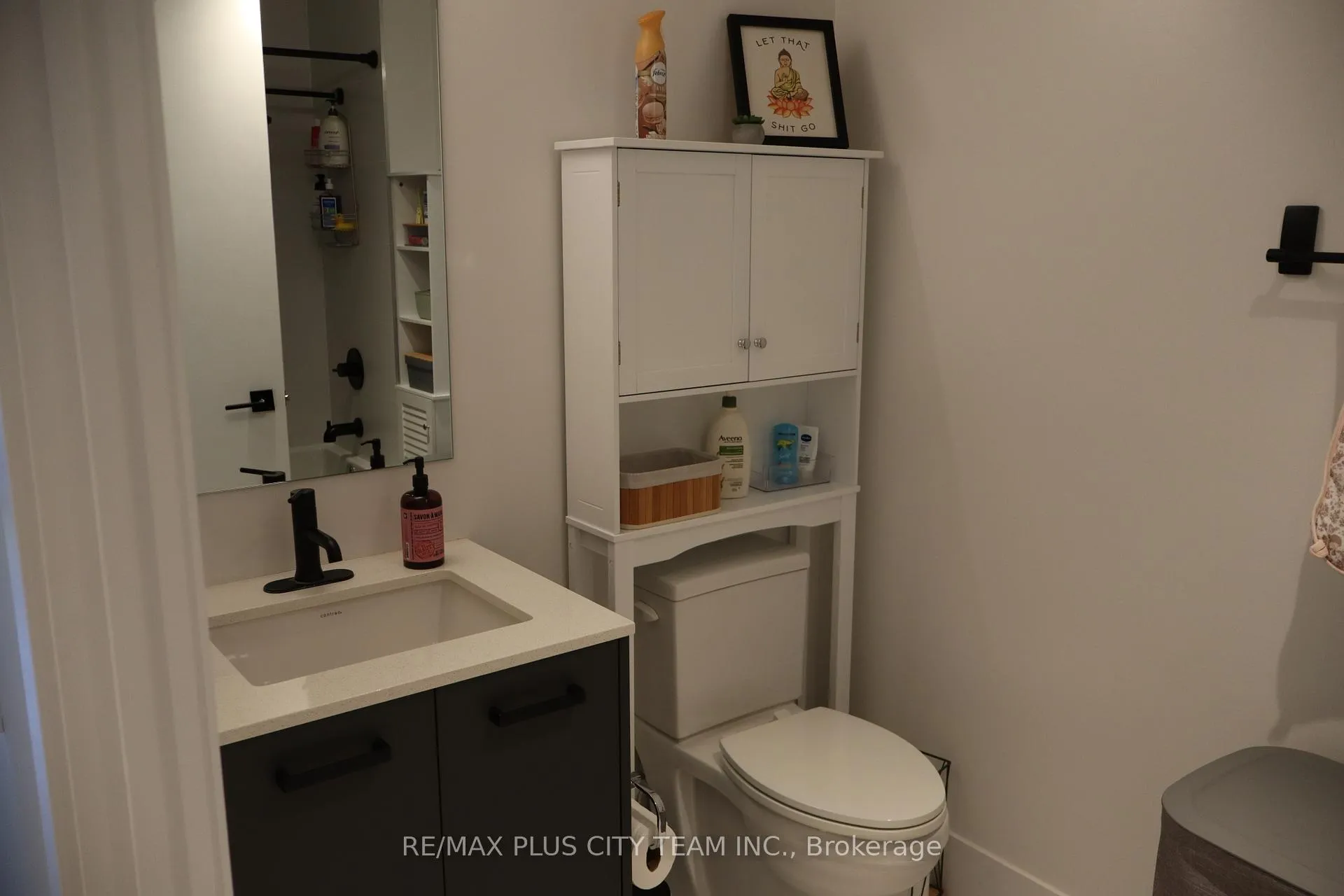 Photo 15 of Unit 507, 1888 Queen Street E, Toronto, The Beaches — HOMEH