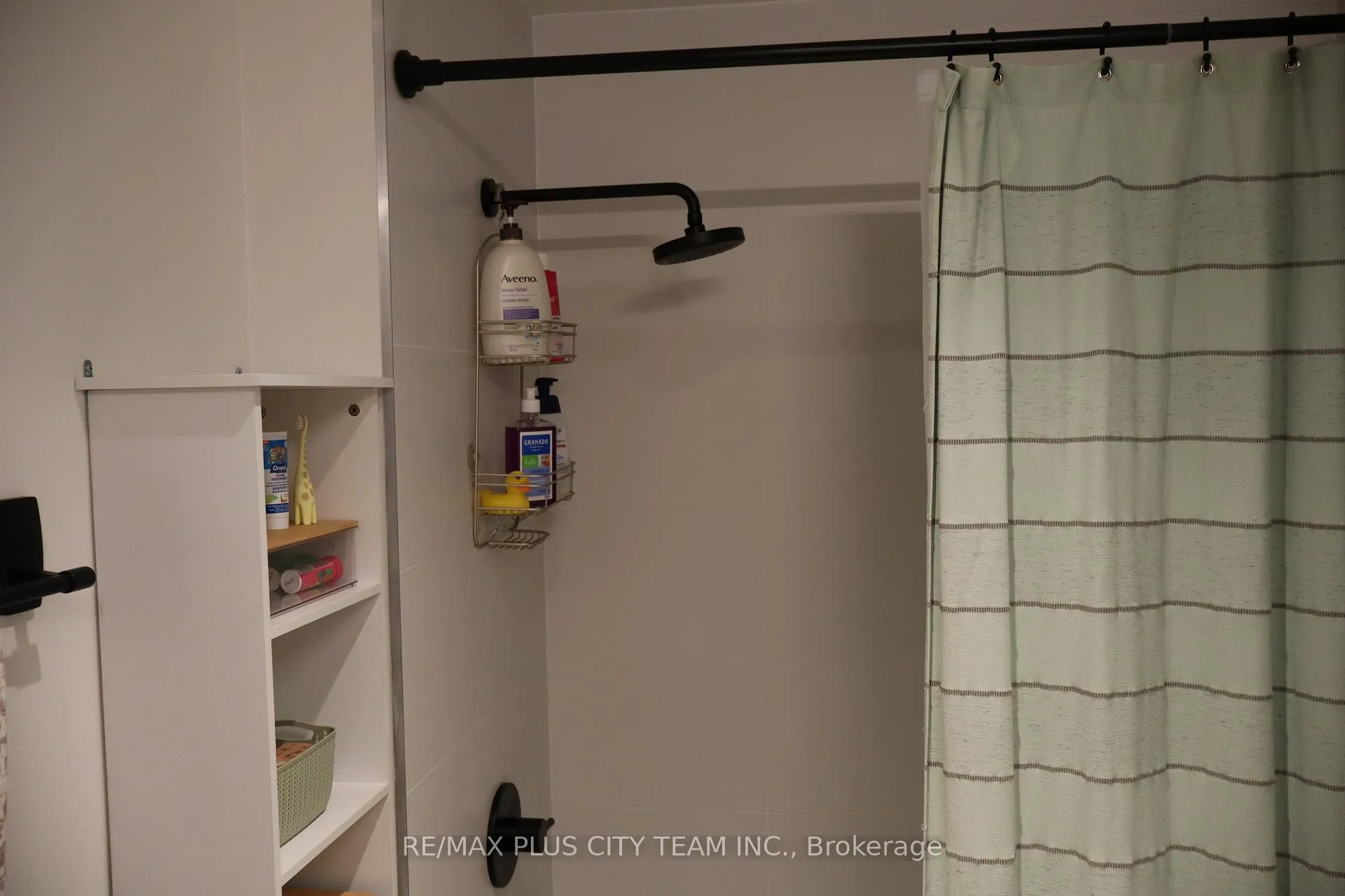Photo 16 of Unit 507, 1888 Queen Street E, Toronto, The Beaches — HOMEH
