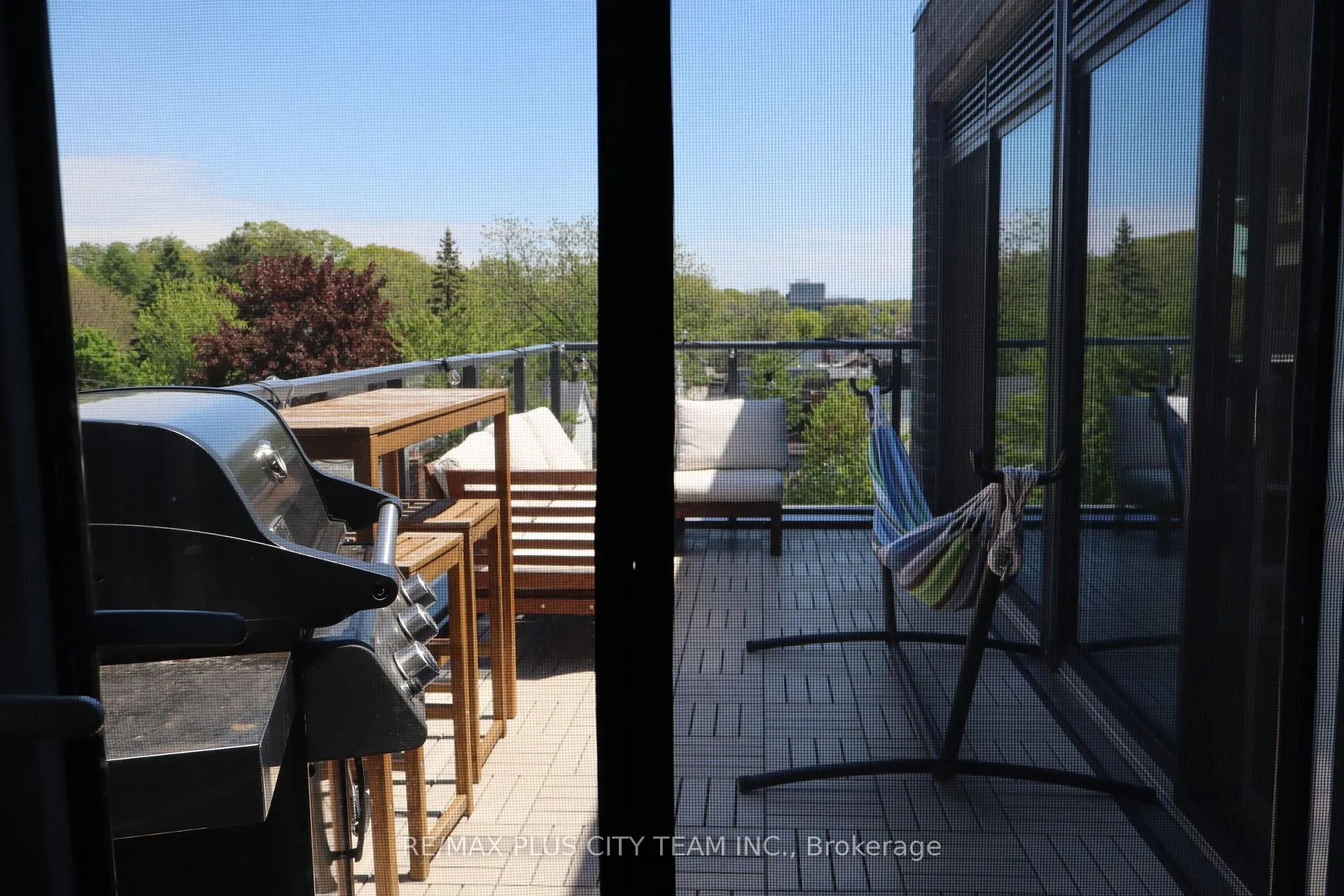 Photo 19 of Unit 507, 1888 Queen Street E, Toronto, The Beaches — HOMEH