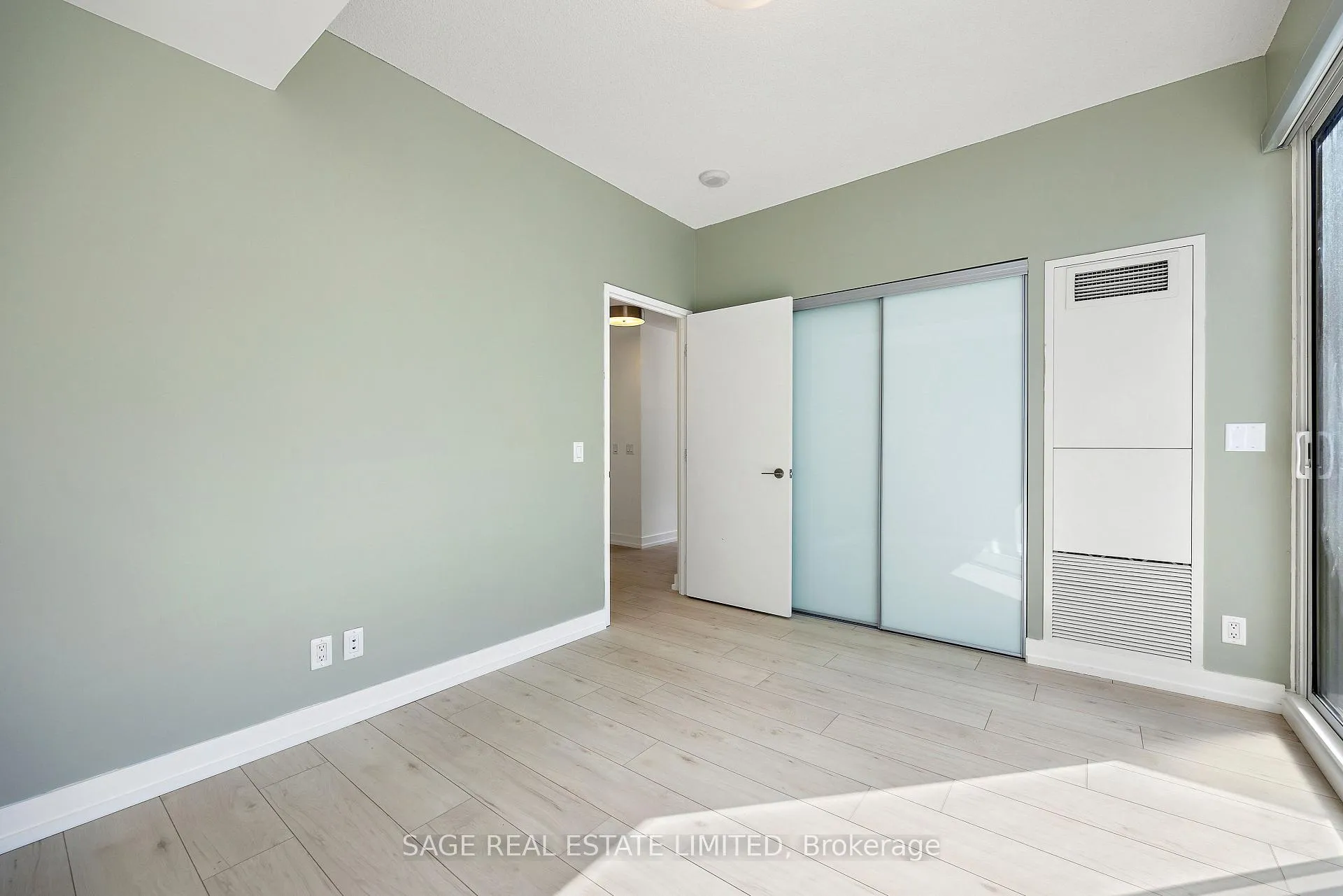 Photo 6 of Unit N501, 455 Front Street E, Toronto, Waterfront Communities — HOMEH
