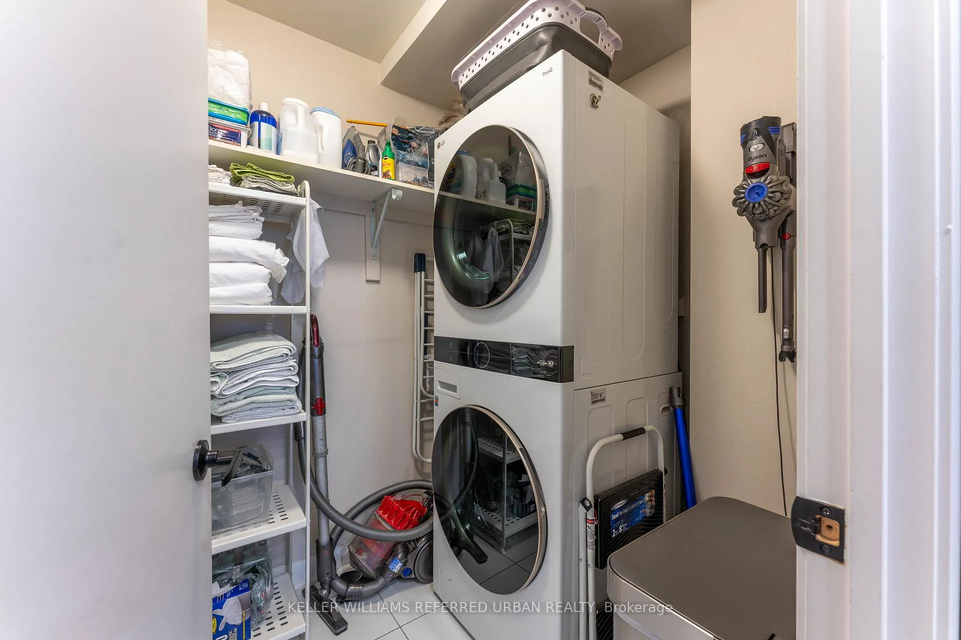 Photo 18 of Unit 2903, 375 King Street W, Toronto, Waterfront Communities — HOMEH
