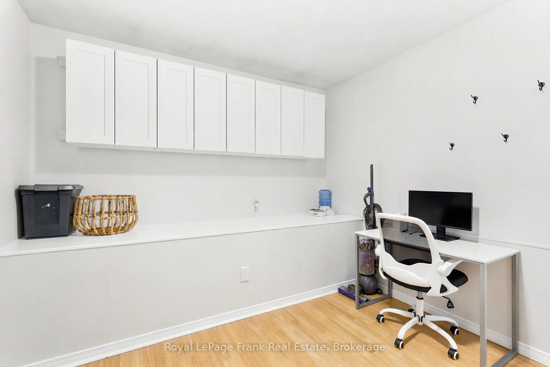 Photo 28 of 72 Broadlands Crescent, Clarington, Courtice — HOMEH