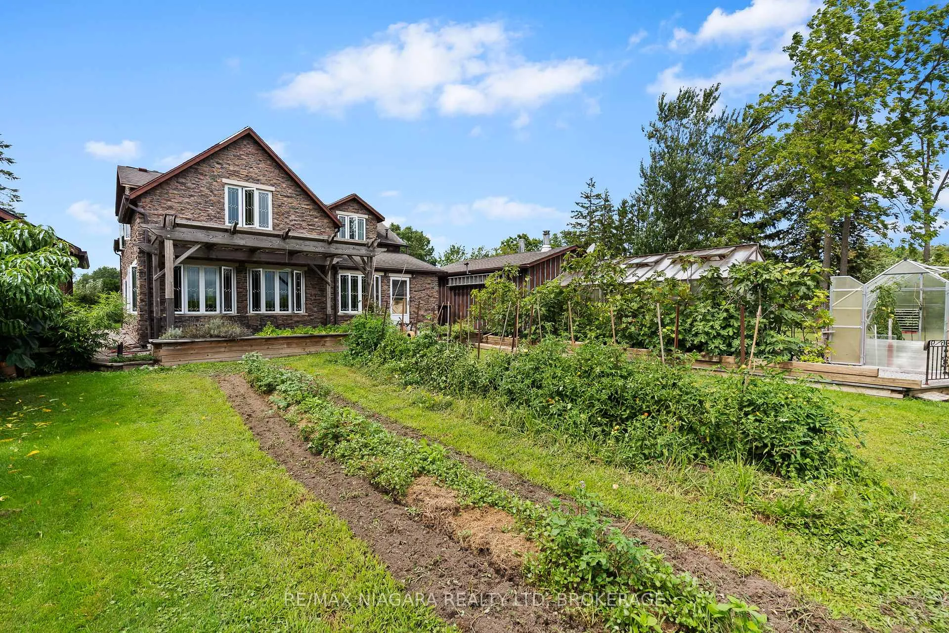 Photo 13 of 63023 Perry Road, Wainfleet, Marshville/Winger — HOMEH