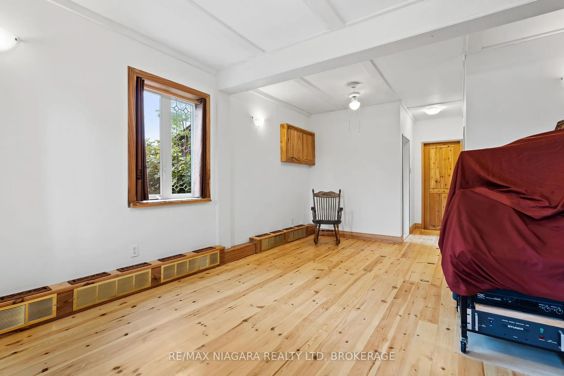 Photo 17 of 63023 Perry Road, Wainfleet, Marshville/Winger — HOMEH