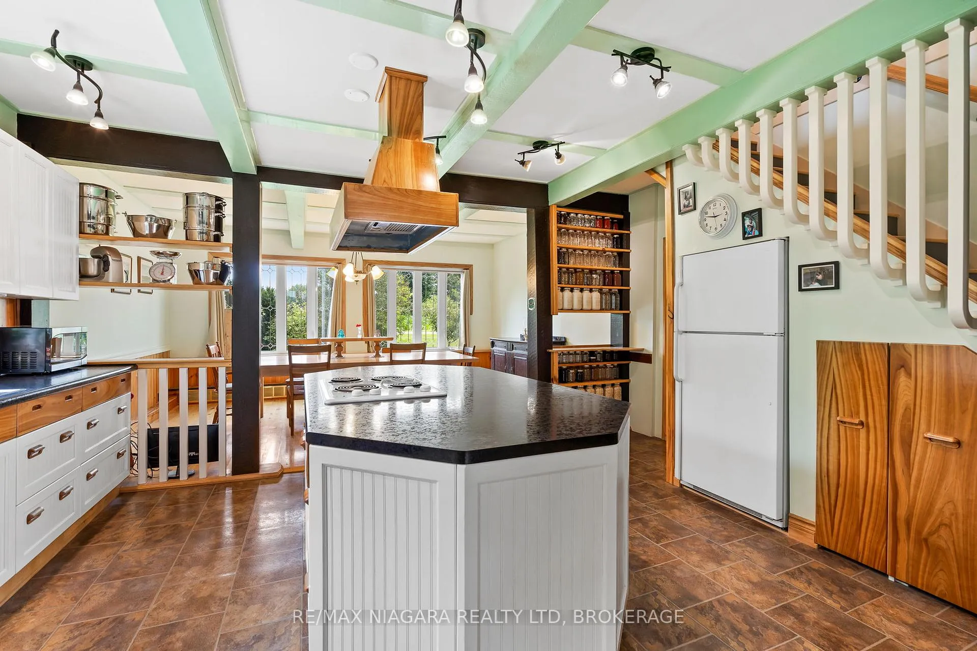 Photo 22 of 63023 Perry Road, Wainfleet, Marshville/Winger — HOMEH