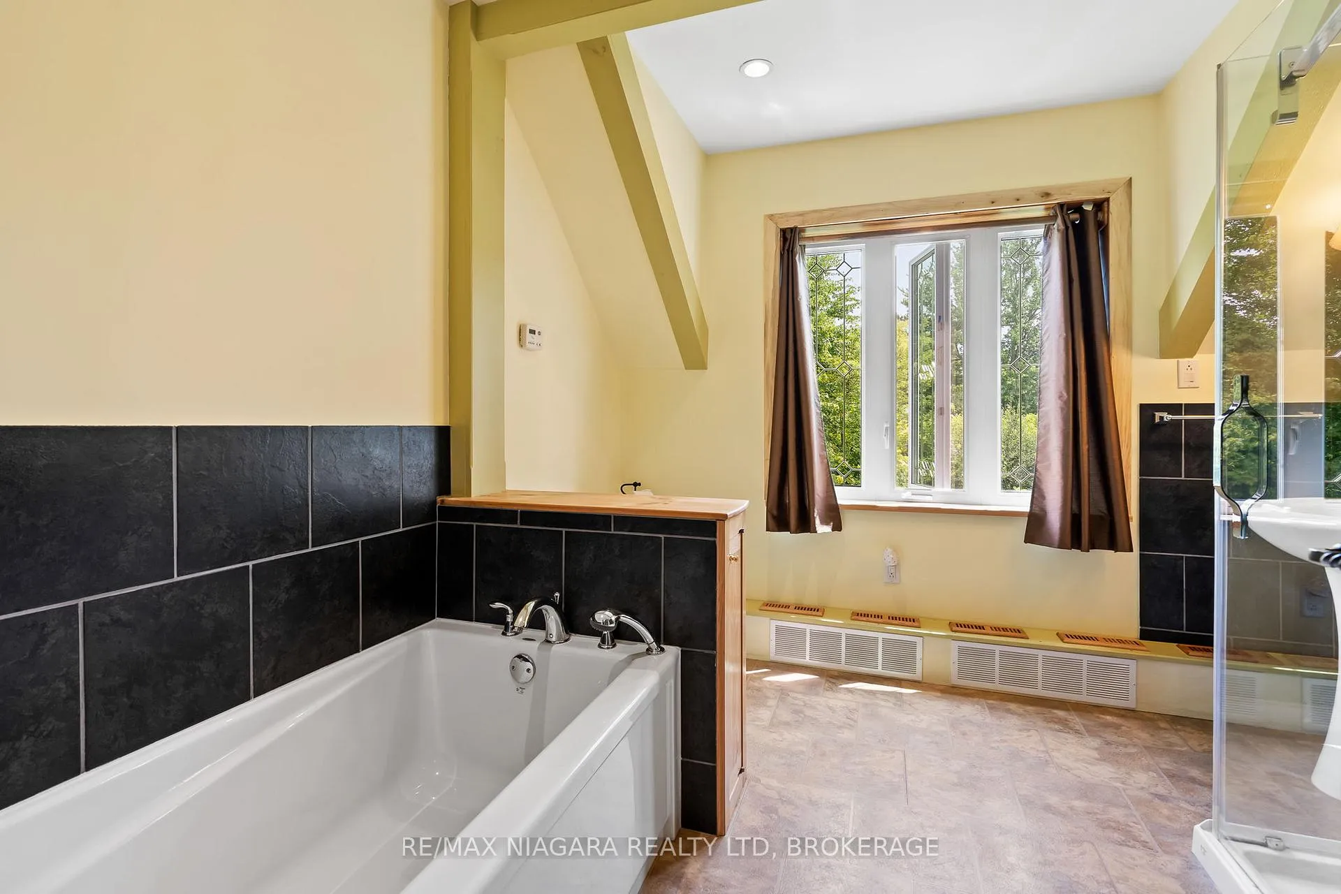 Photo 32 of 63023 Perry Road, Wainfleet, Marshville/Winger — HOMEH