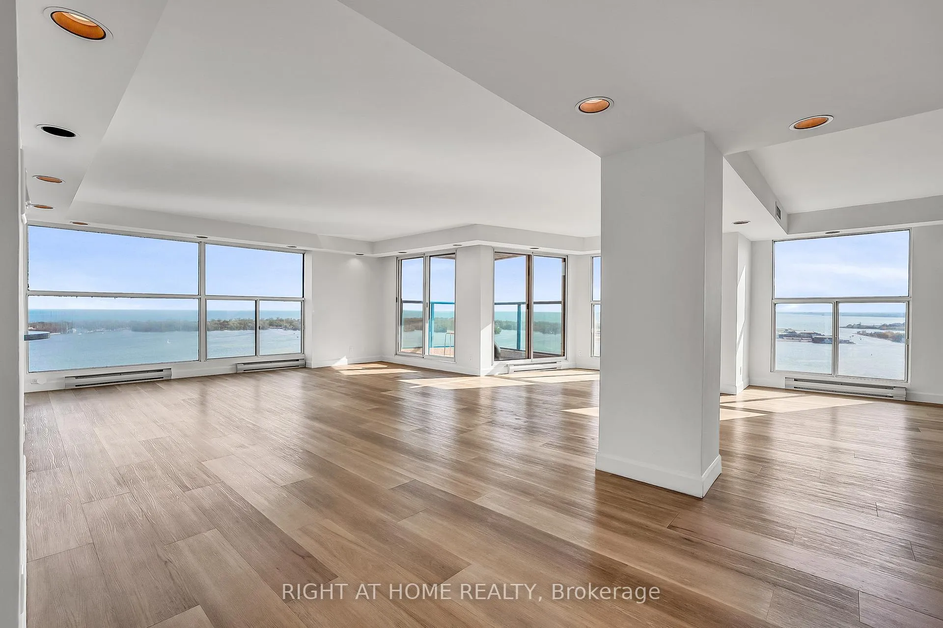 Photo 1 of Unit 3008, 99 Harbour Square, Toronto, Waterfront Communities — HOMEH