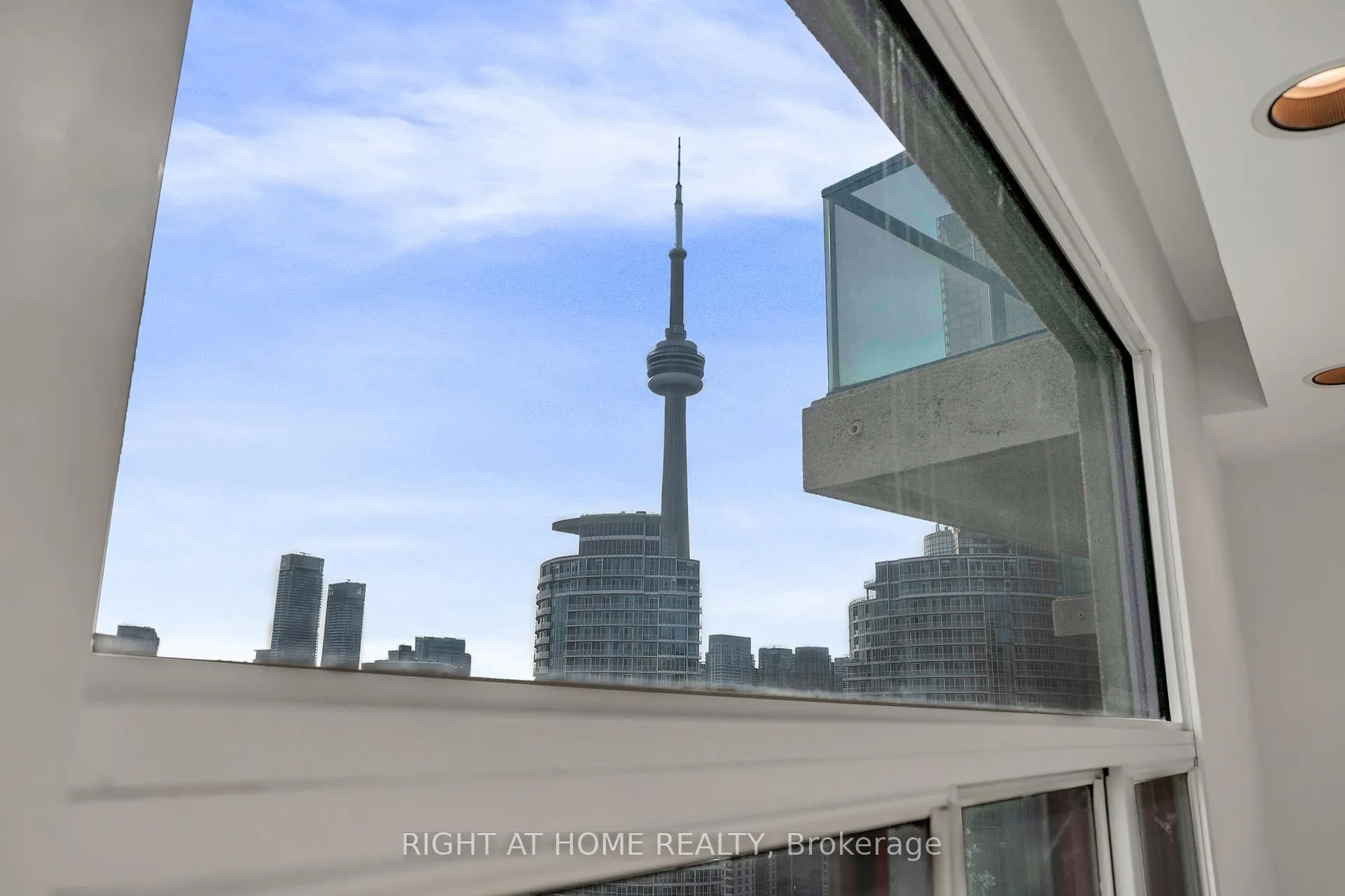 Photo 23 of Unit 3008, 99 Harbour Square, Toronto, Waterfront Communities — HOMEH