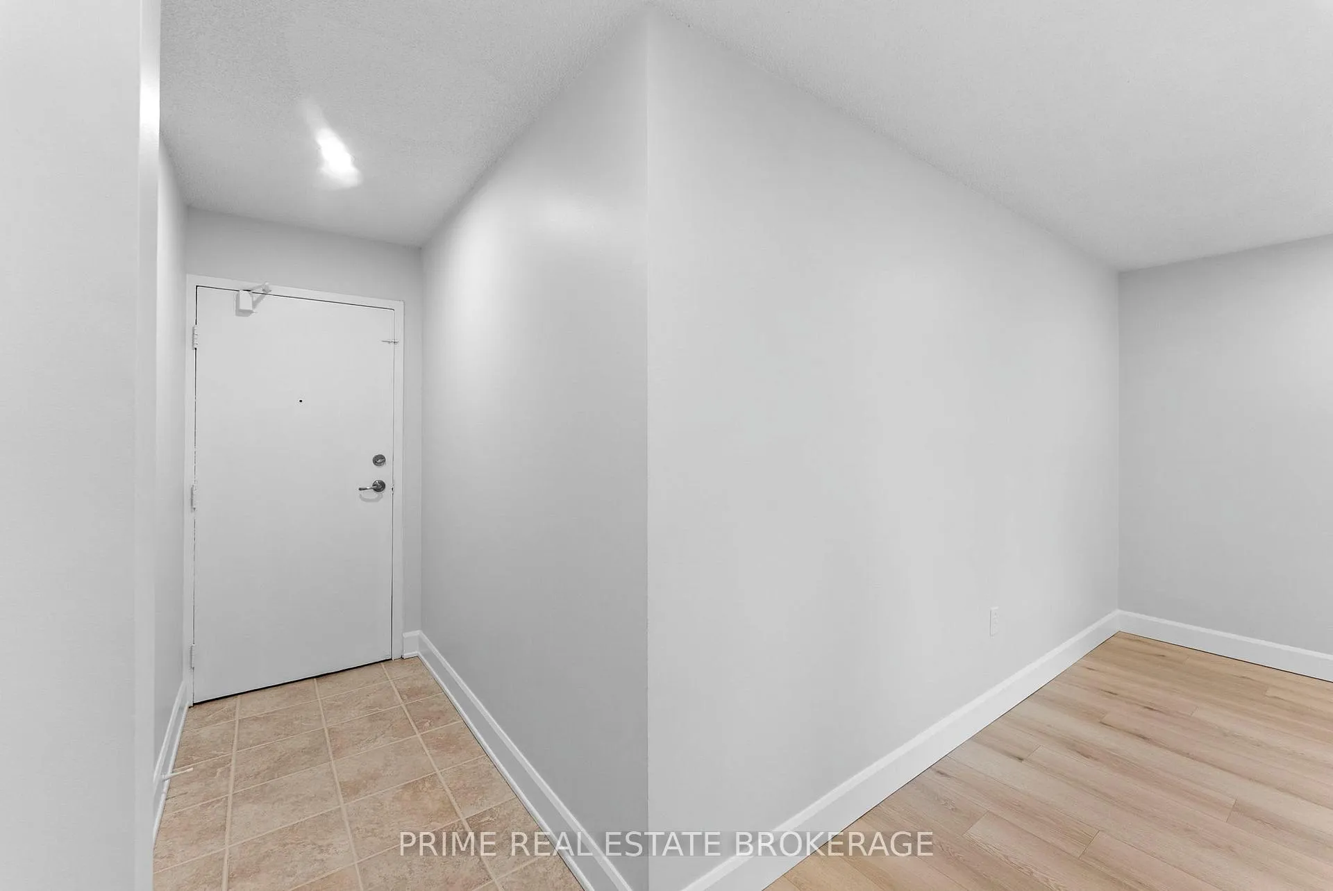 Photo 6 of Unit 105, 1106 Jalna Boulevard, London, South X — HOMEH