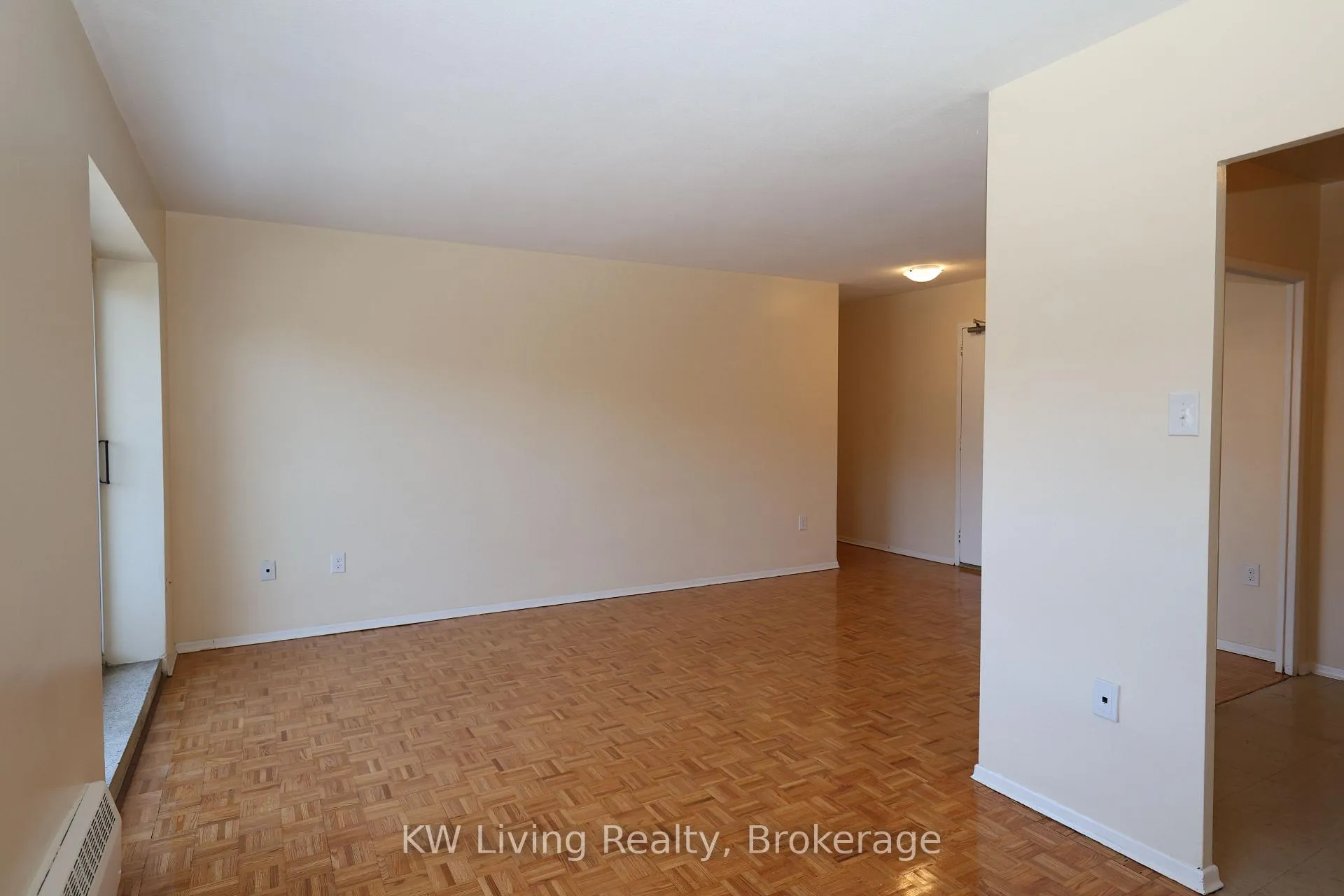 Photo 11 of Unit 309, 480 Lakeshore Road E, Mississauga, Lakeview — HOMEH