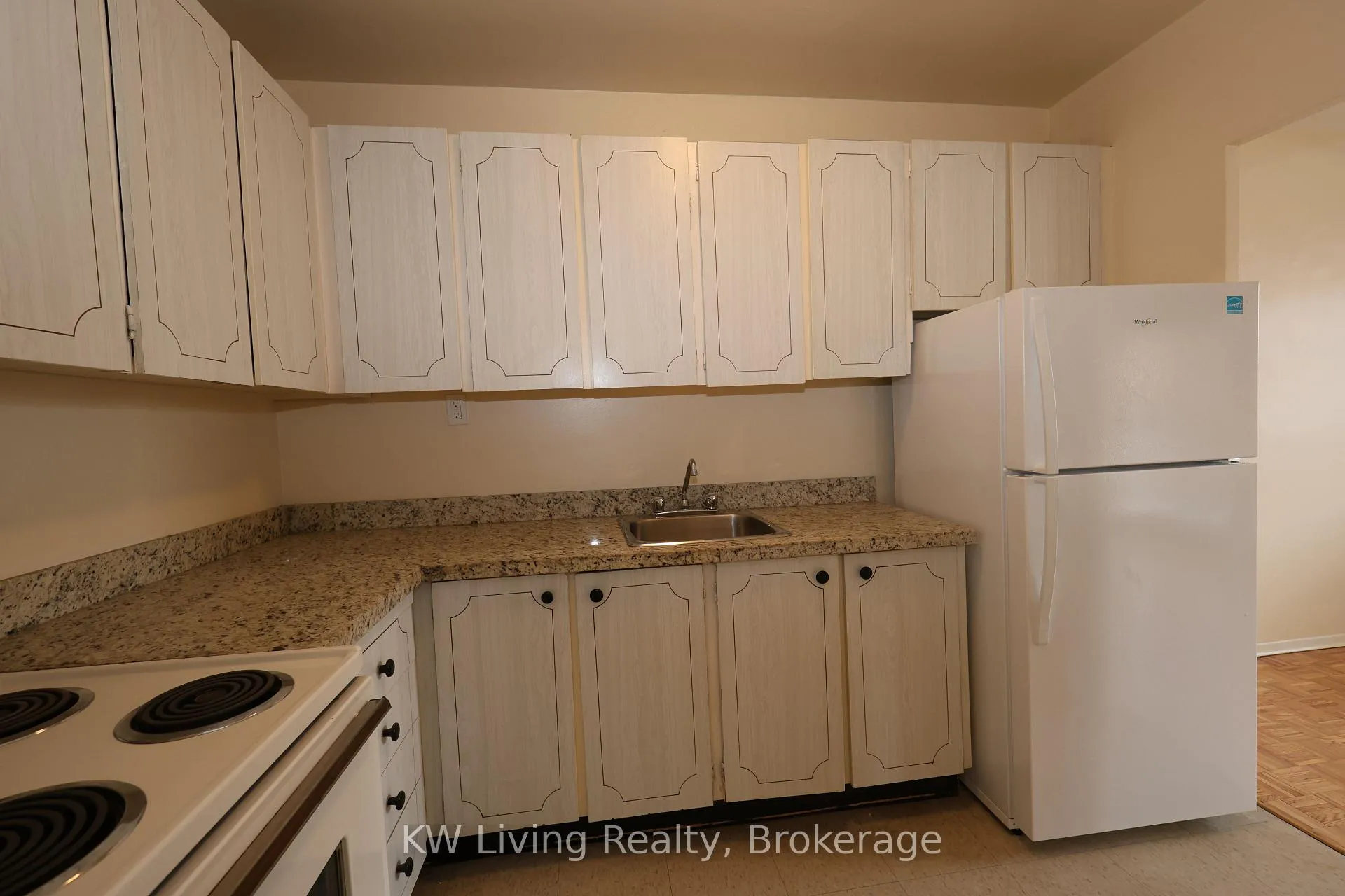 Photo 15 of Unit 309, 480 Lakeshore Road E, Mississauga, Lakeview — HOMEH