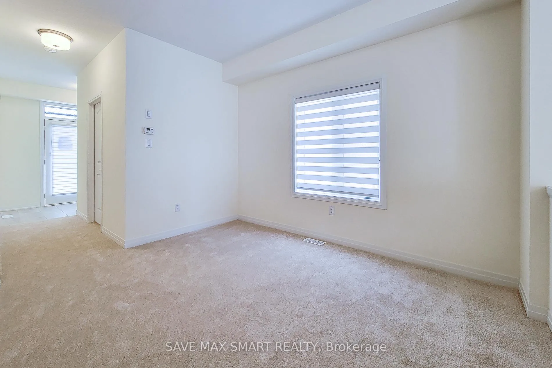 Photo 5 of 34 Dennis Avenue N, Brantford — HOMEH
