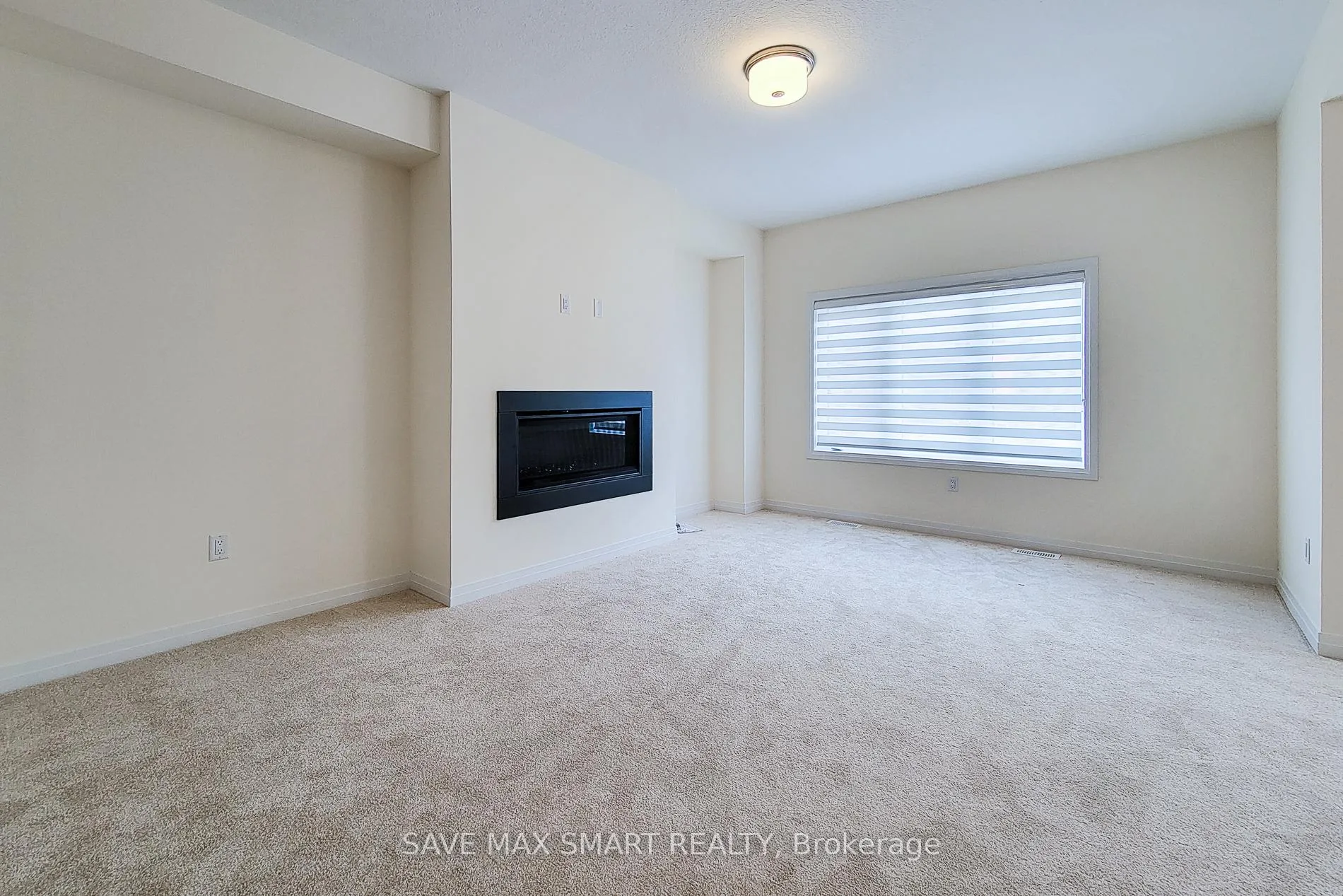 Photo 8 of 34 Dennis Avenue N, Brantford — HOMEH