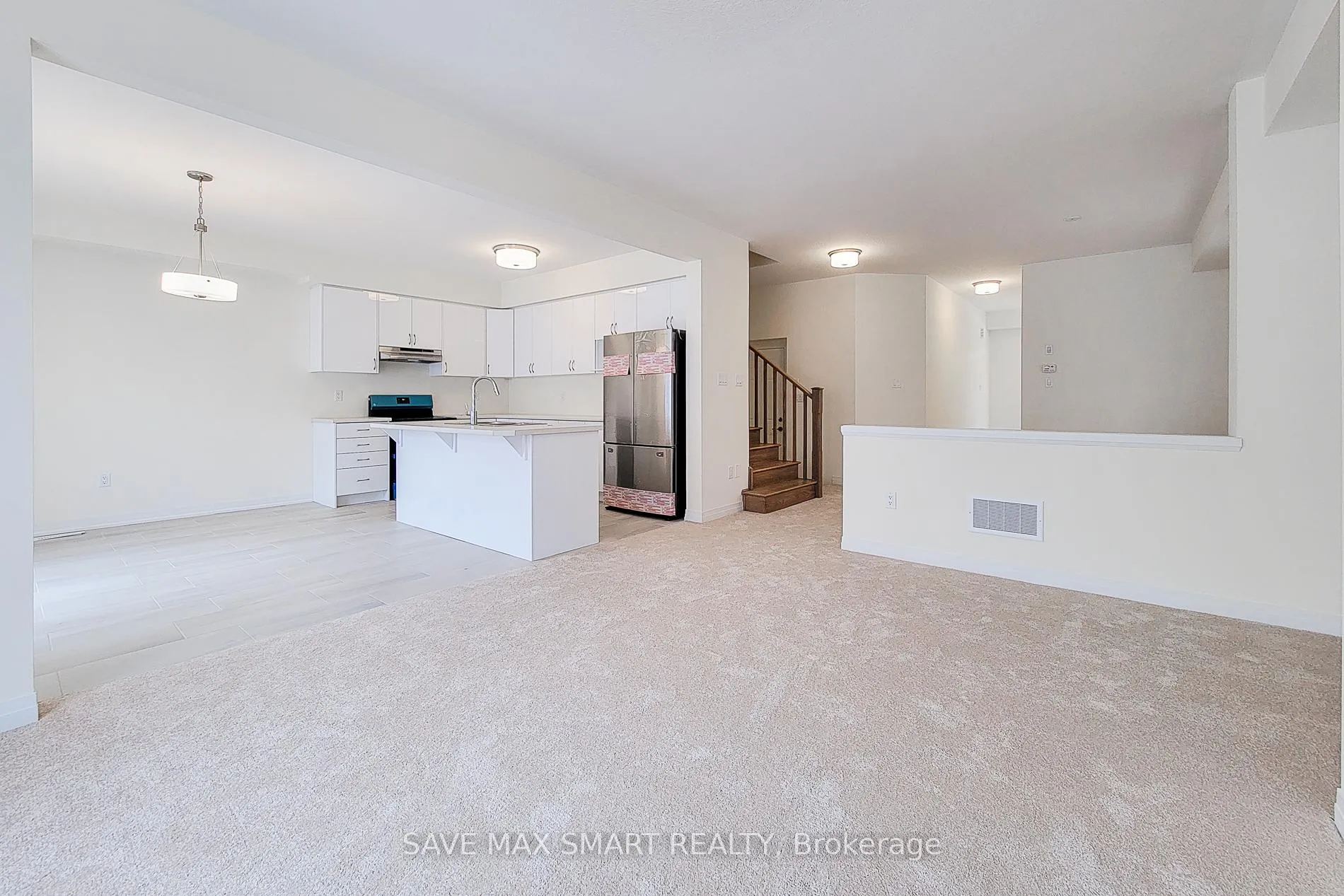 Photo 10 of 34 Dennis Avenue N, Brantford — HOMEH