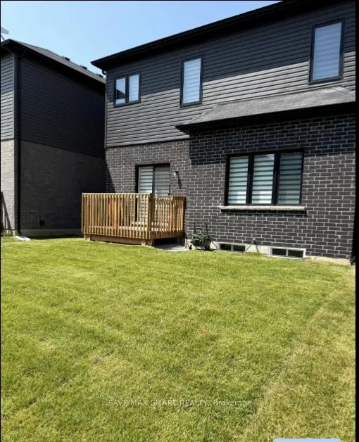 Photo 31 of 34 Dennis Avenue N, Brantford — HOMEH