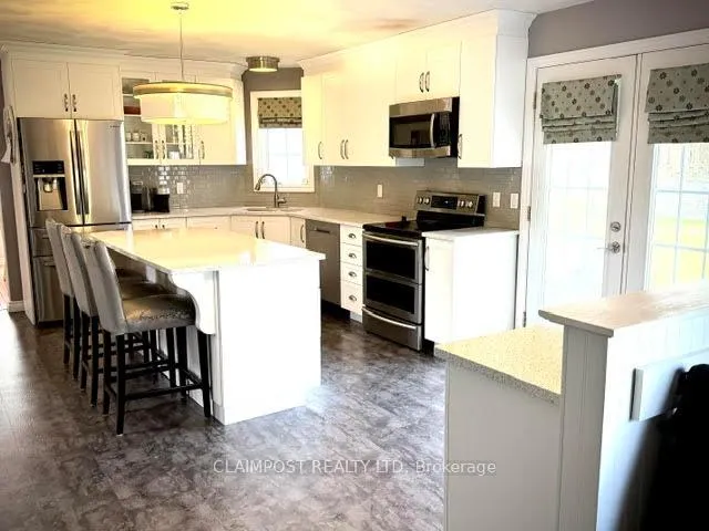 Photo 10 of 690 Howard Avenue, Timmins, TNE - Hill District — HOMEH