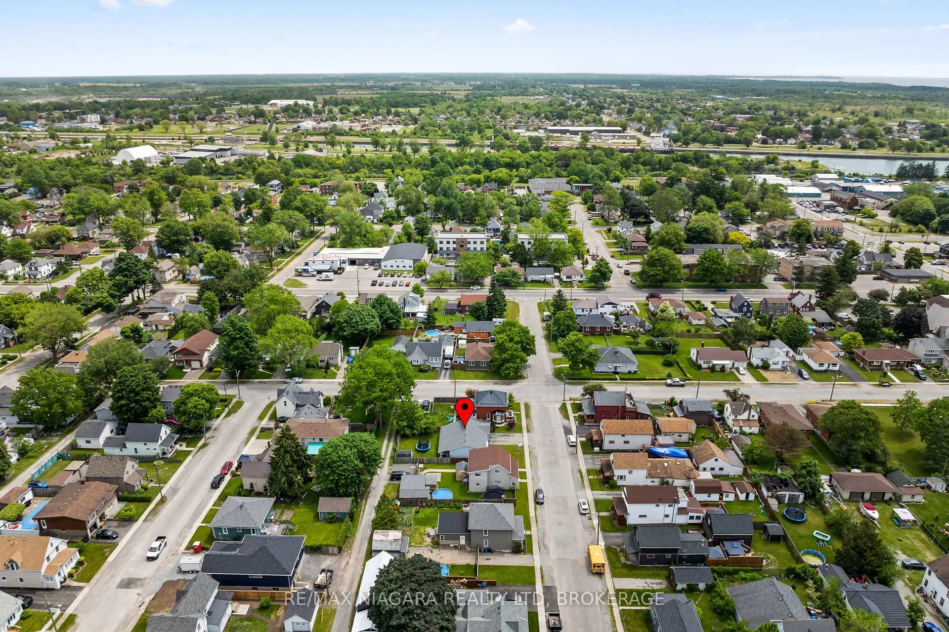 Photo 32 of 39 Pine Street, Port Colborne, Main Street — HOMEH