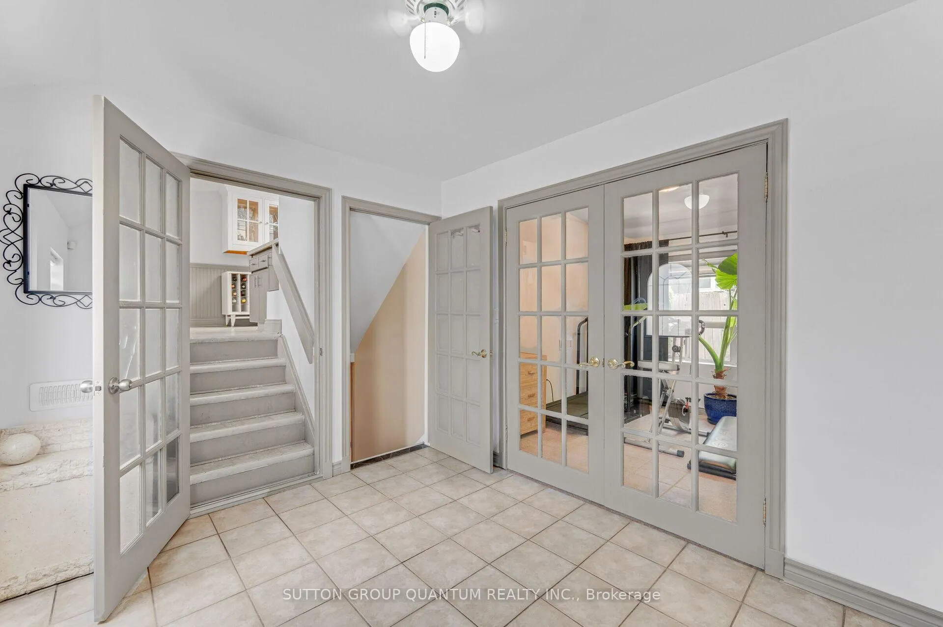 Photo 17 of 1 Galbraith Drive, Hamilton, Stoney Creek — HOMEH