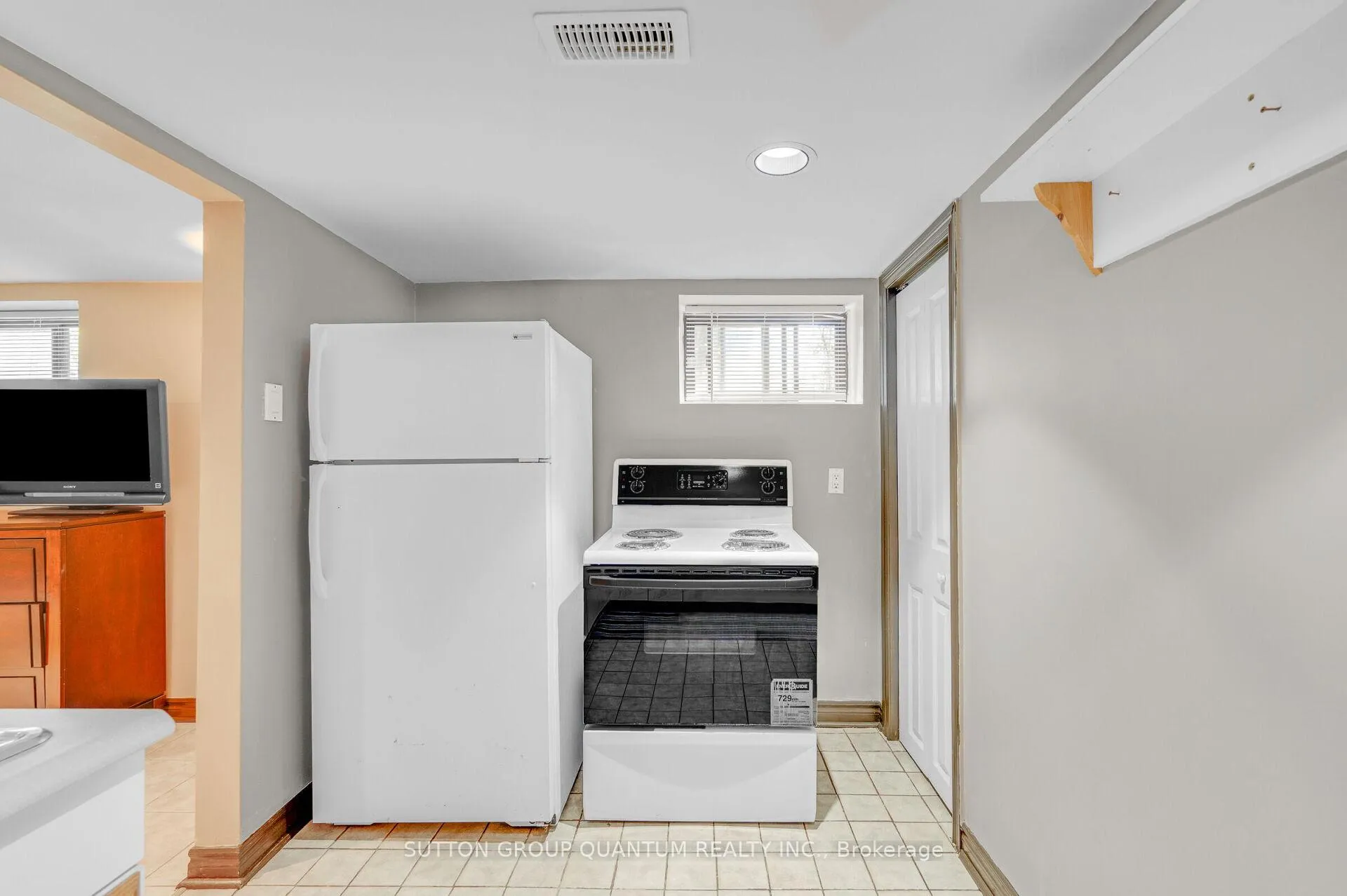Photo 33 of 1 Galbraith Drive, Hamilton, Stoney Creek — HOMEH