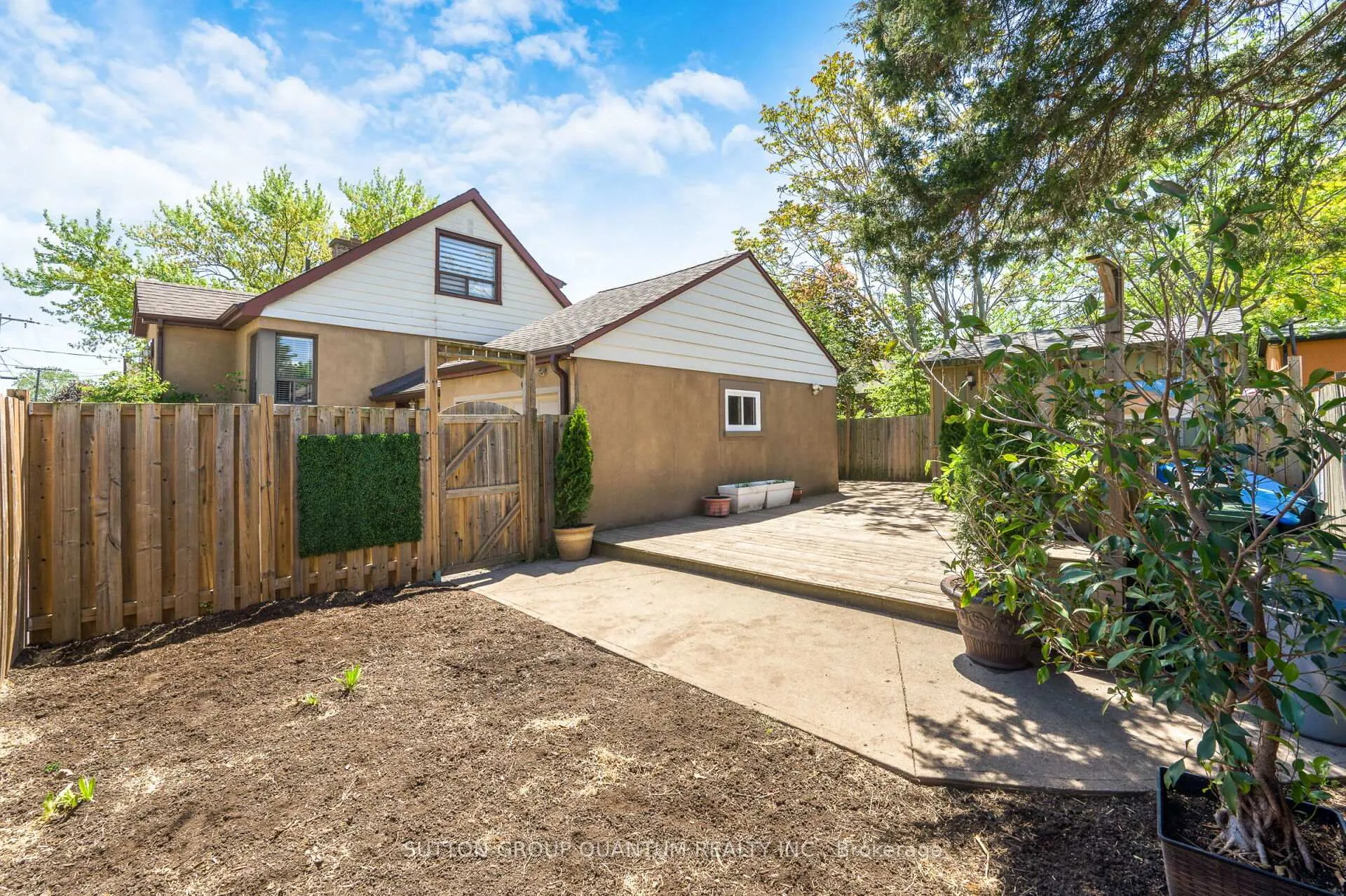 Photo 35 of 1 Galbraith Drive, Hamilton, Stoney Creek — HOMEH