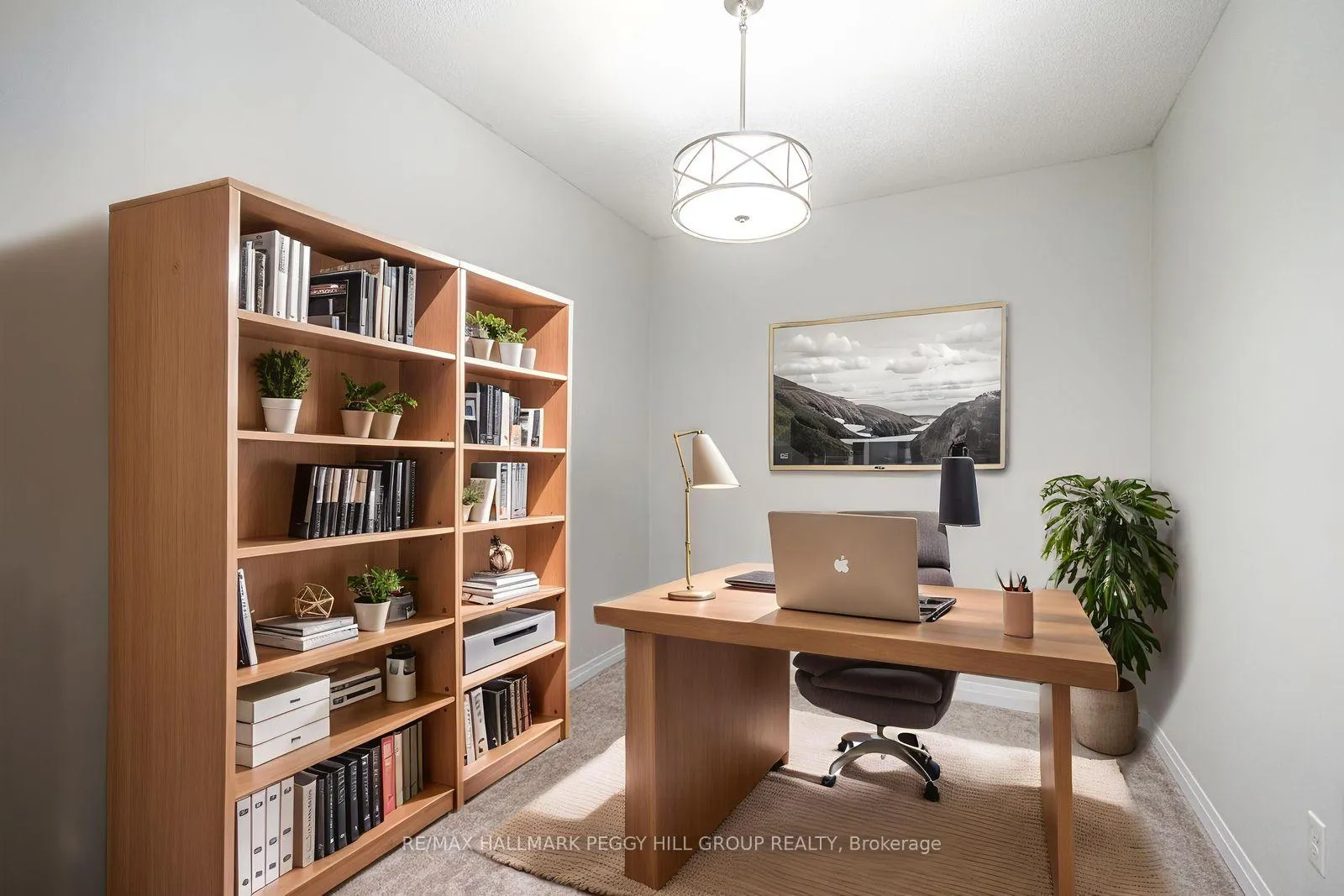 Photo 10 of Unit 404, 295 Cundles Road E, Barrie, Little Lake — HOMEH