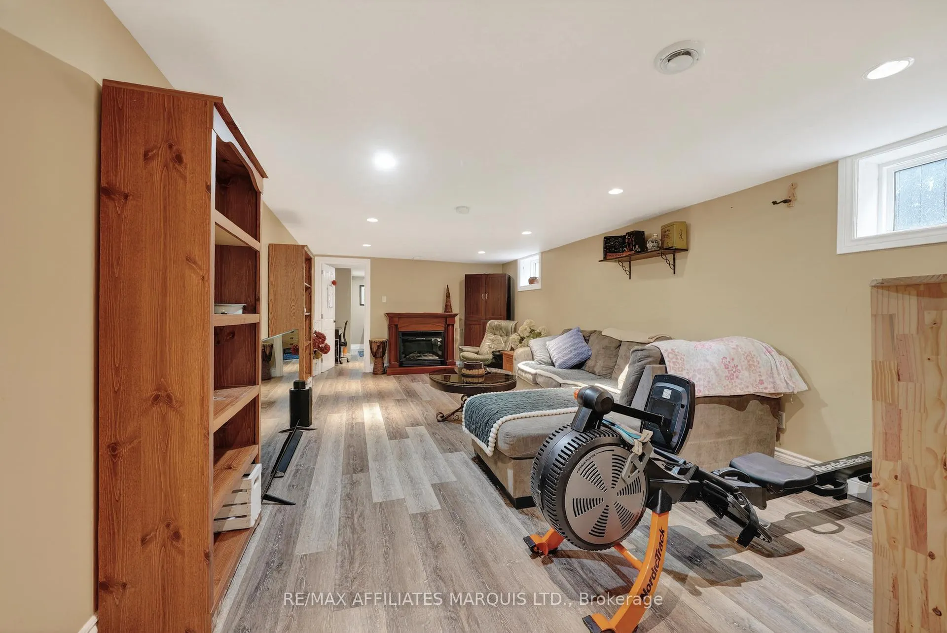 Photo 20 of 19 Dunbar Avenue, Cornwall — HOMEH