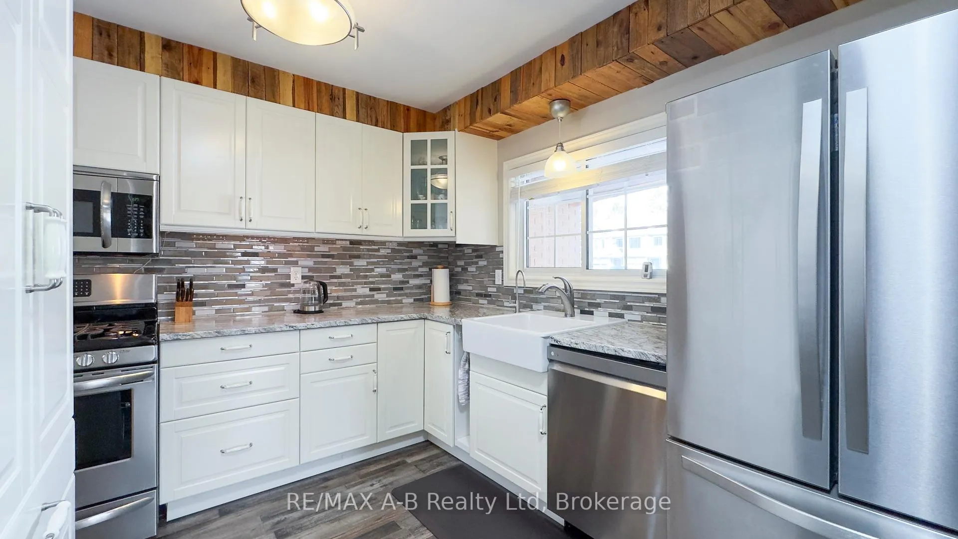 Photo 15 of 101 Middleton Street, Zorra, Thamesford — HOMEH