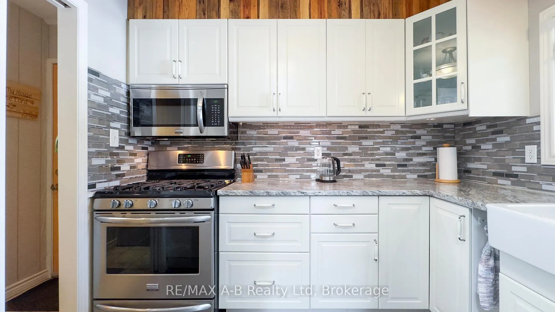 Photo 17 of 101 Middleton Street, Zorra, Thamesford — HOMEH