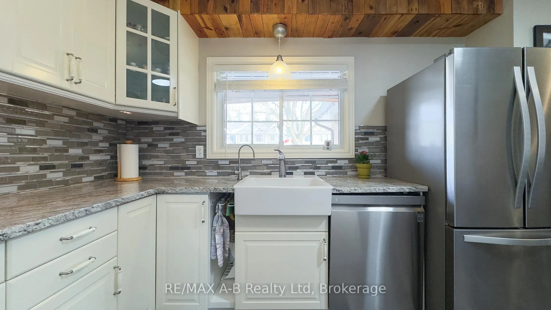 Photo 18 of 101 Middleton Street, Zorra, Thamesford — HOMEH