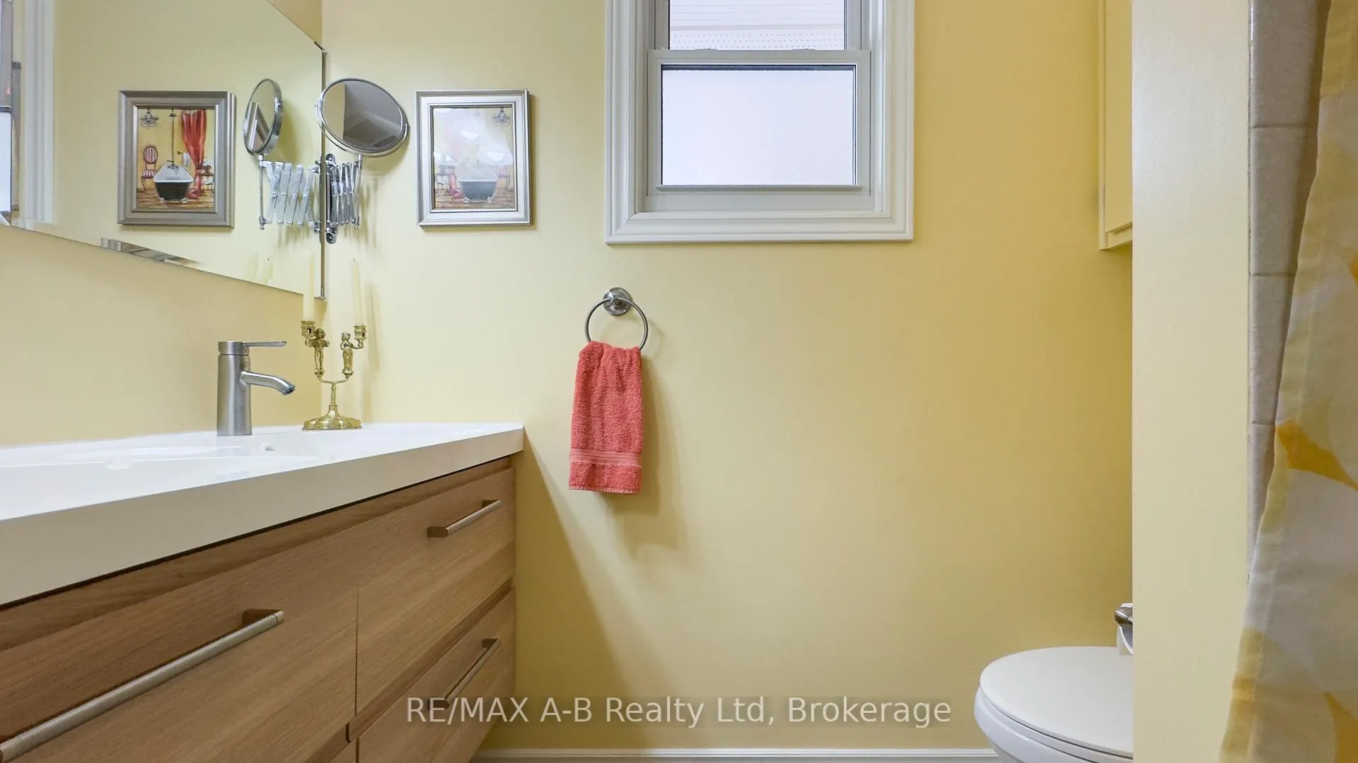 Photo 22 of 101 Middleton Street, Zorra, Thamesford — HOMEH