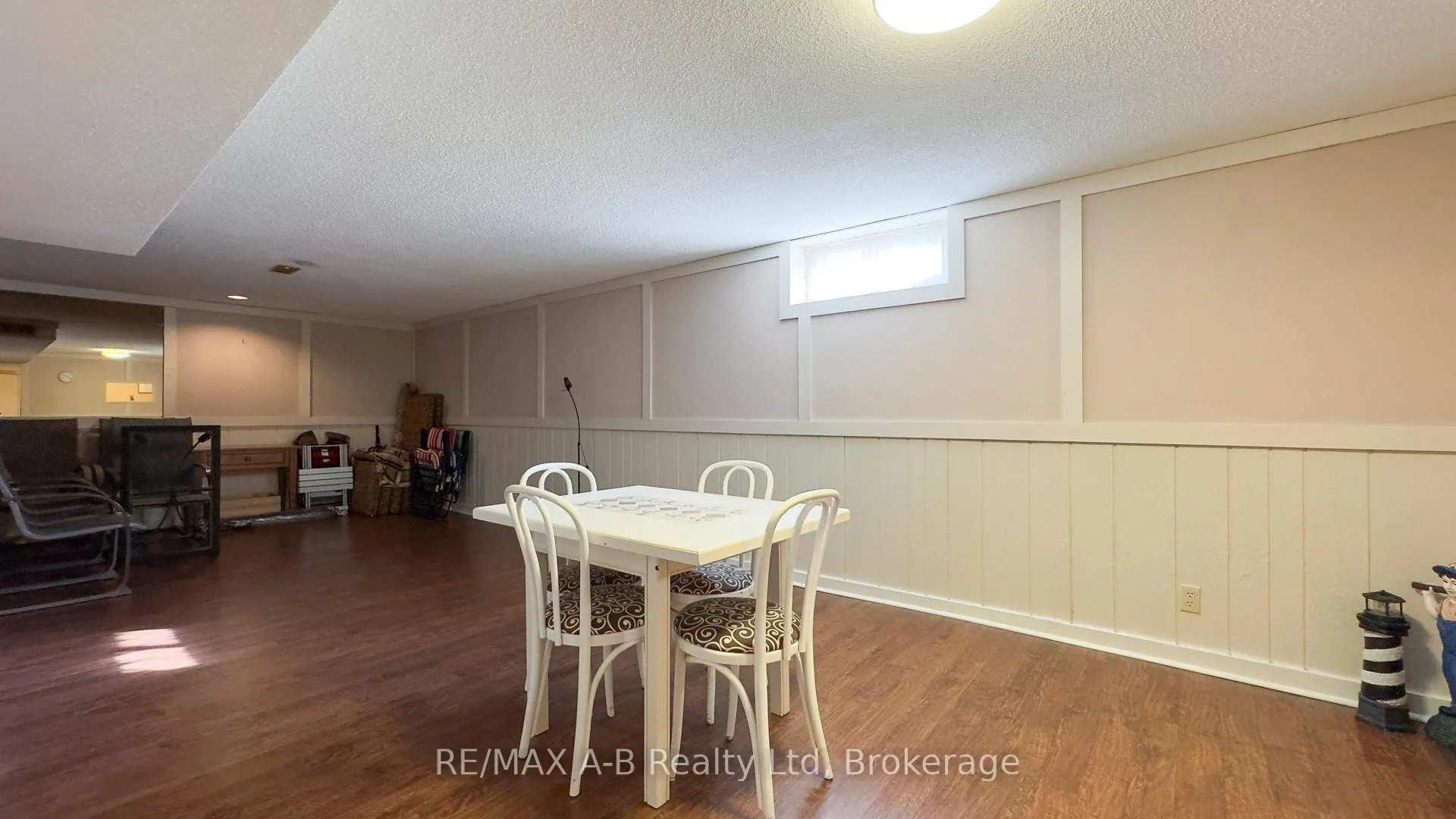 Photo 36 of 101 Middleton Street, Zorra, Thamesford — HOMEH