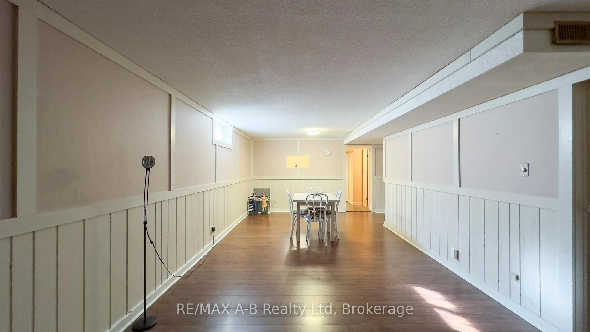 Photo 38 of 101 Middleton Street, Zorra, Thamesford — HOMEH