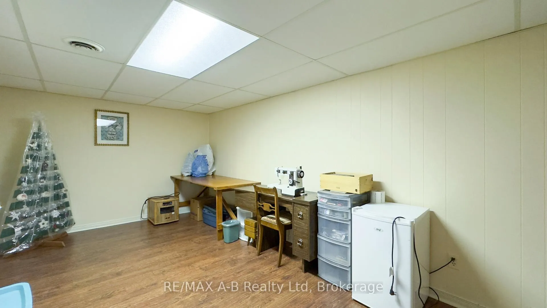 Photo 39 of 101 Middleton Street, Zorra, Thamesford — HOMEH