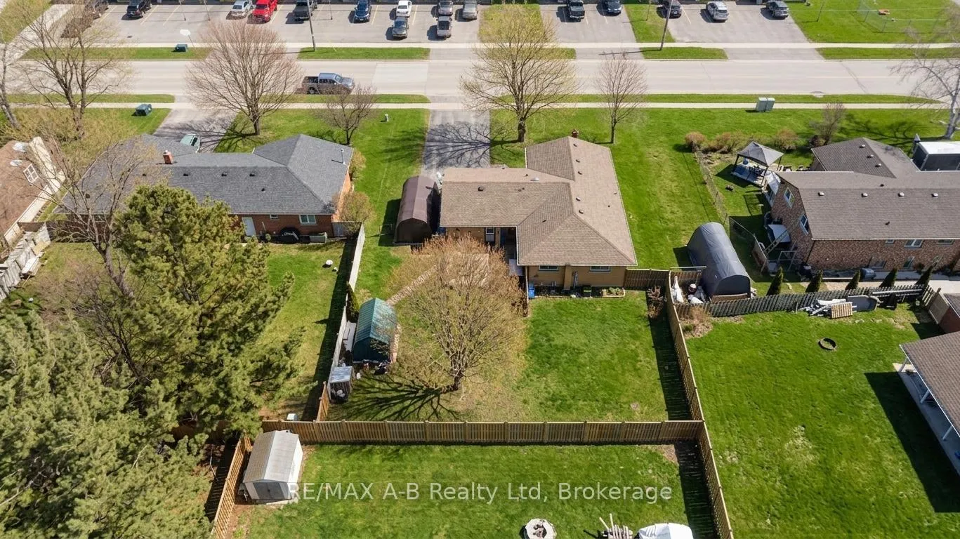 Photo 42 of 101 Middleton Street, Zorra, Thamesford — HOMEH