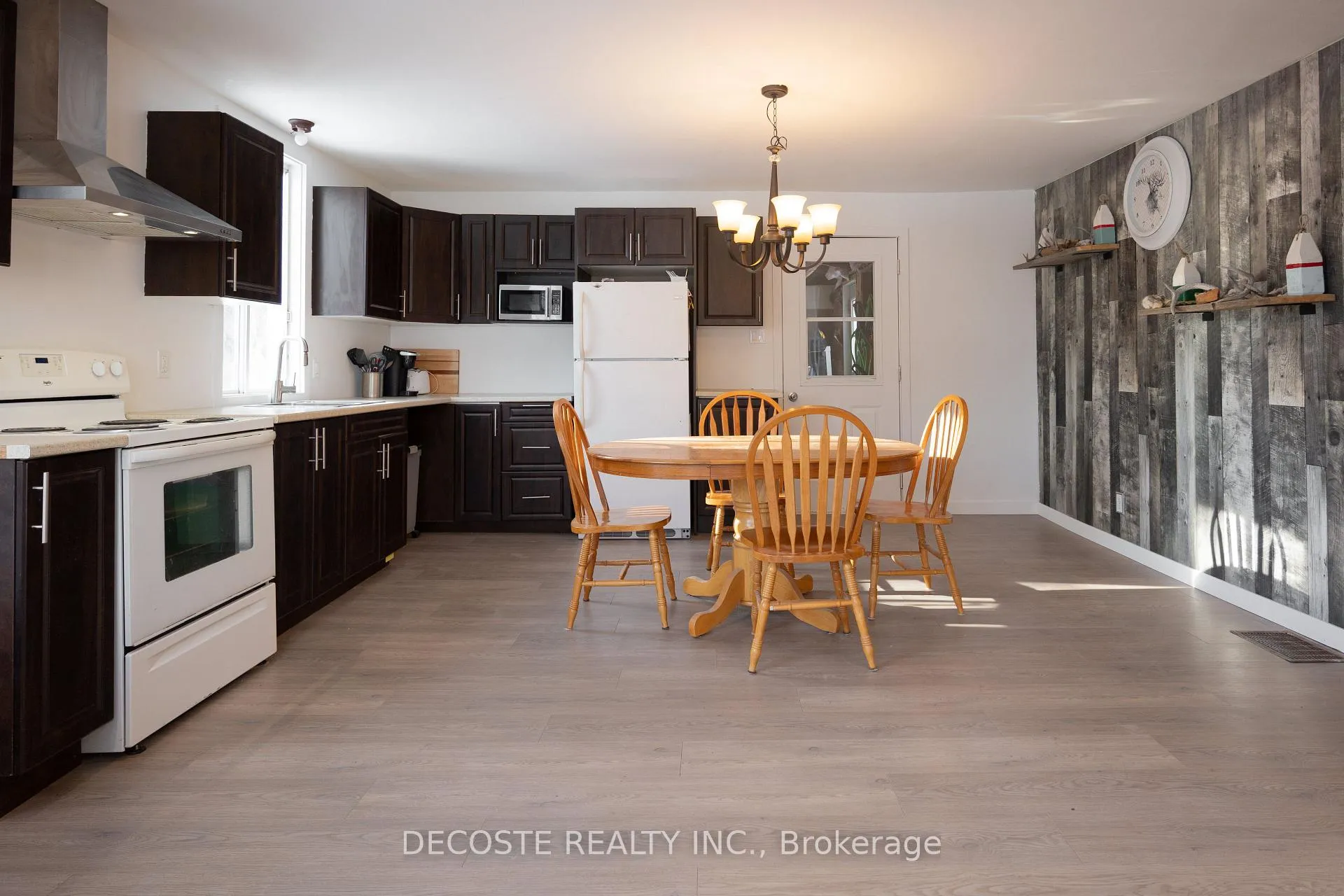 Photo 2 of 1886 Dalkeith Road, North Glengarry, North Glengarry (Lochiel) Twp — HOMEH