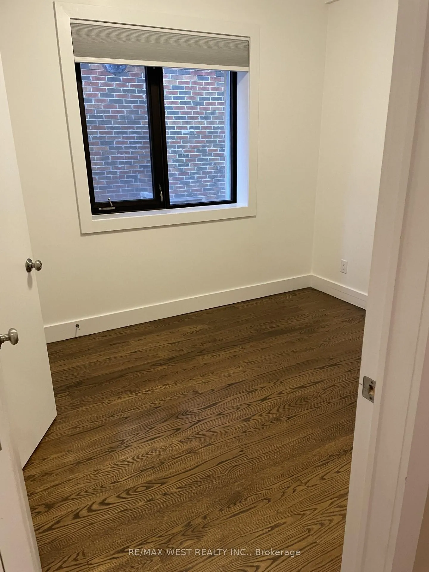 Photo 16 of Unit Main, 111 Lippincott Street, Toronto, University — HOMEH
