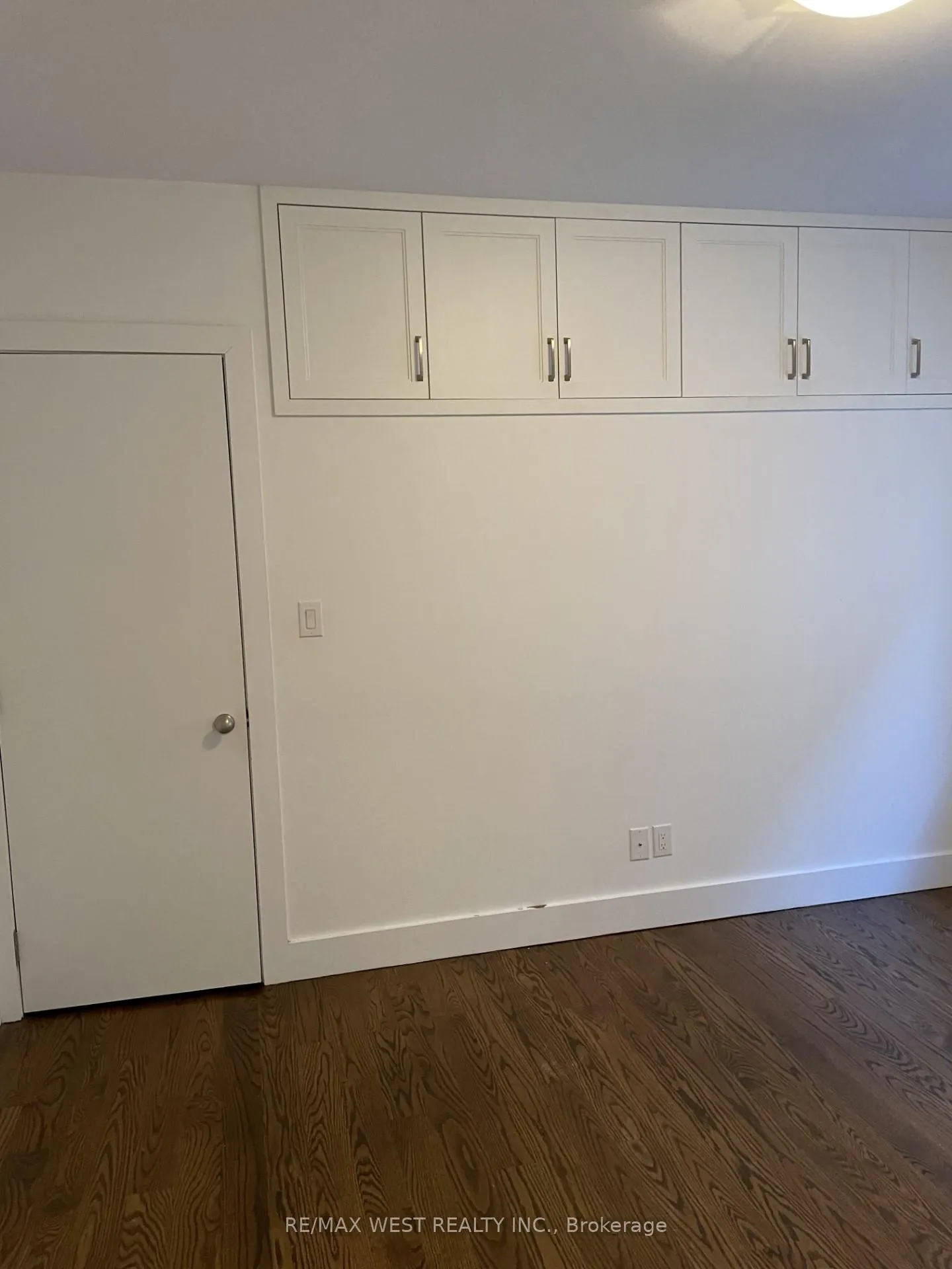 Photo 18 of Unit Main, 111 Lippincott Street, Toronto, University — HOMEH