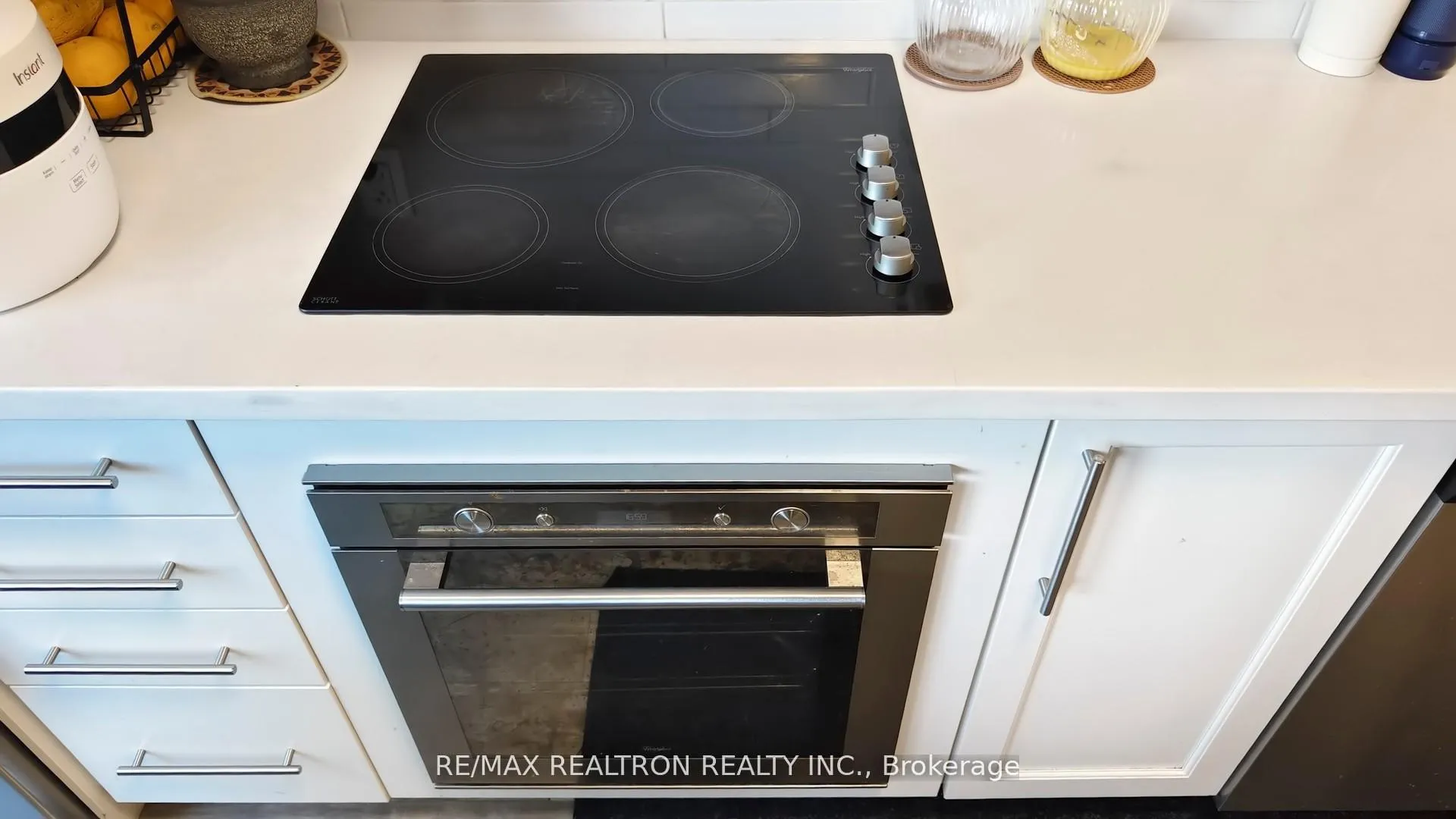 Photo 15 of Unit 1407, 2087 Fairview Street, Burlington, Freeman — HOMEH