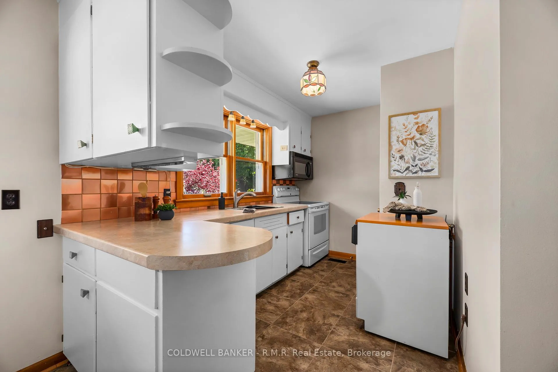 Photo 3 of 219 Nickerson Drive, Cobourg — HOMEH