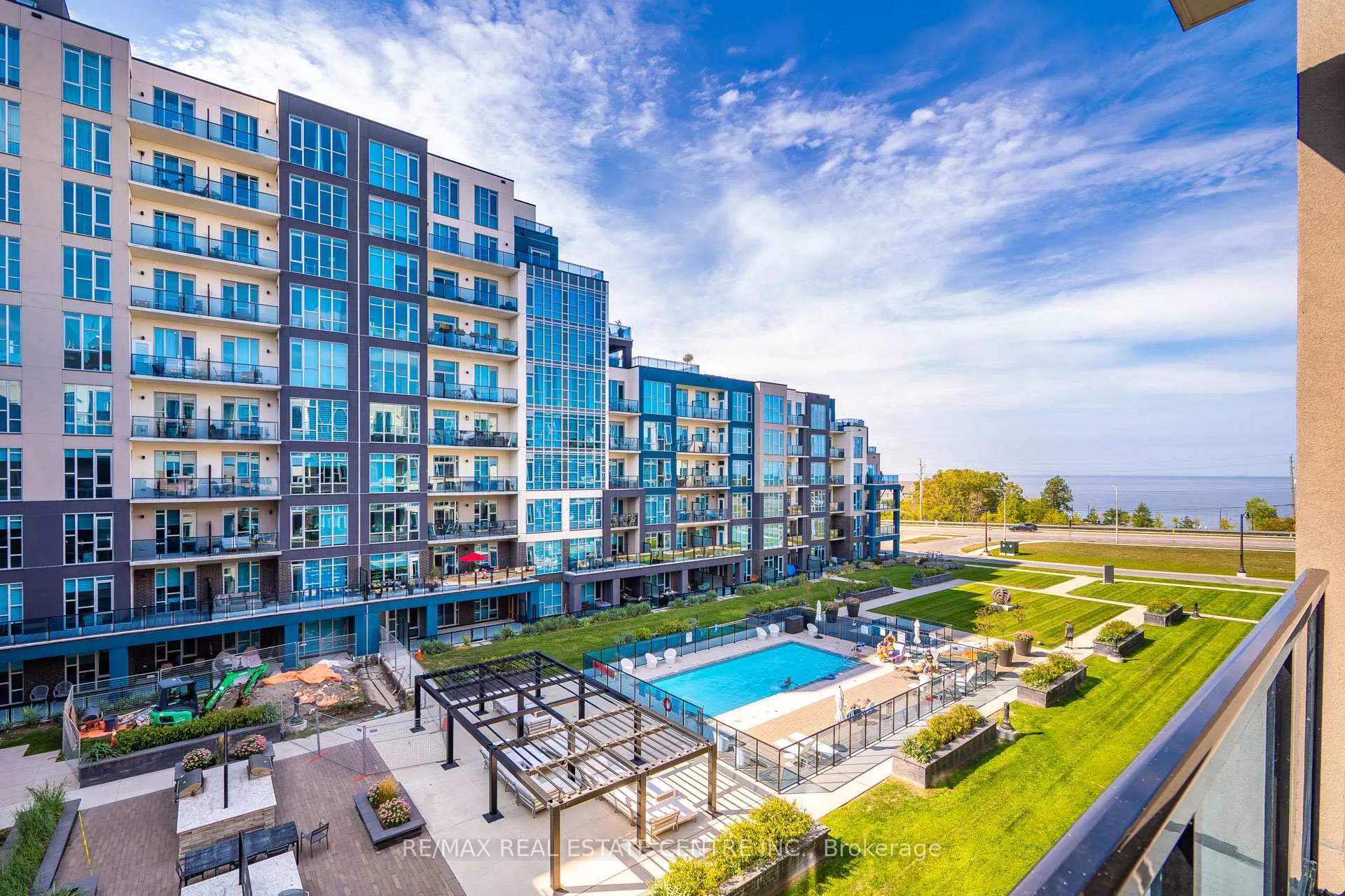 Photo 25 of Unit 402, 16 Concord Place, Grimsby, Grimsby Beach — HOMEH