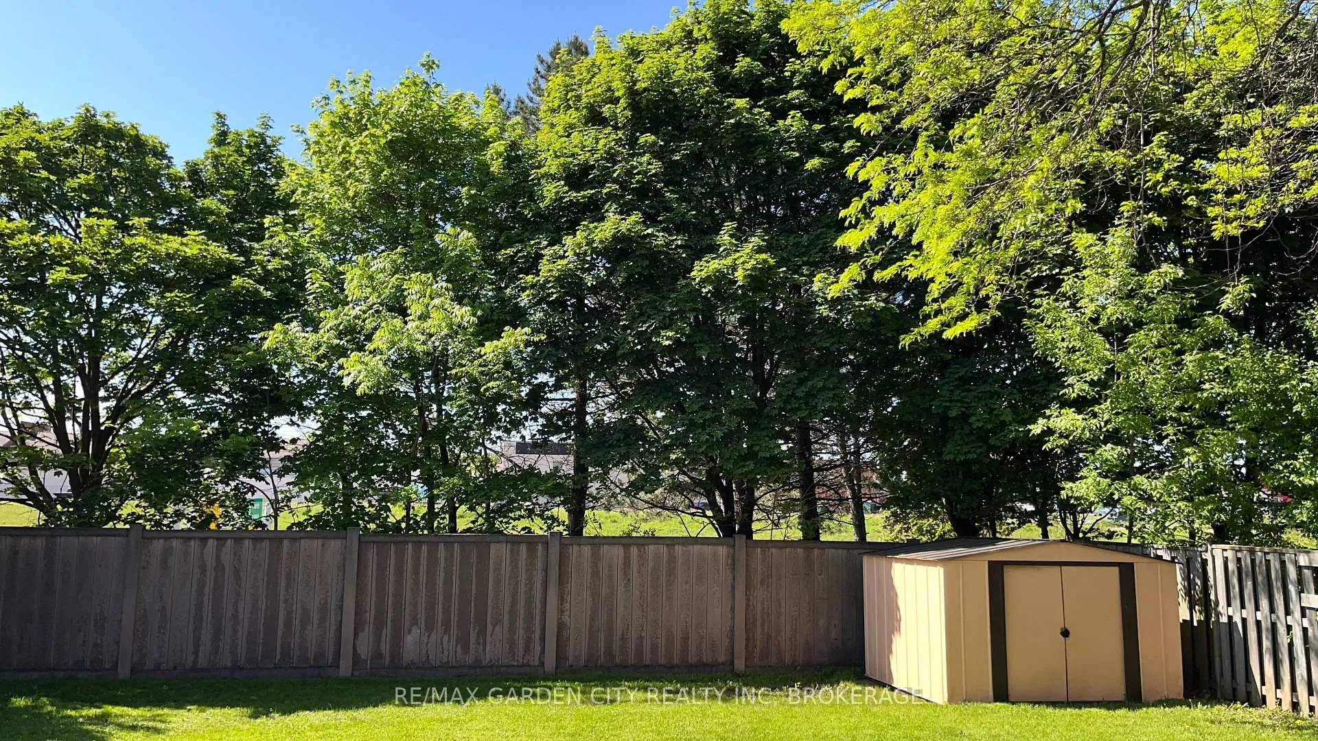Photo 21 of 86 Sawmill Road, St. Catharines, Grapeview — HOMEH