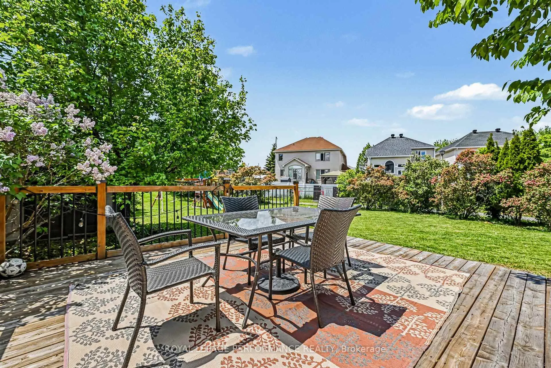 Photo 33 of 2052 Bergamot Circle, Ottawa, Springridge/East Village — HOMEH