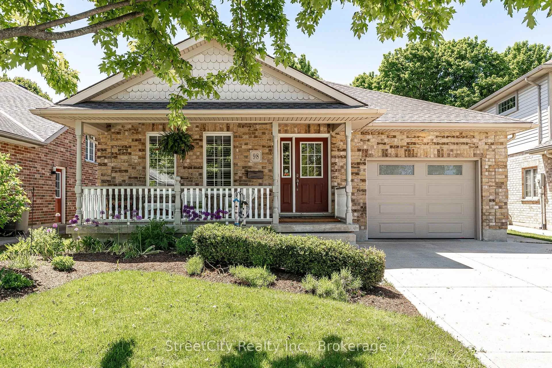 Photo 1 of 98 Abraham Drive, Stratford — HOMEH