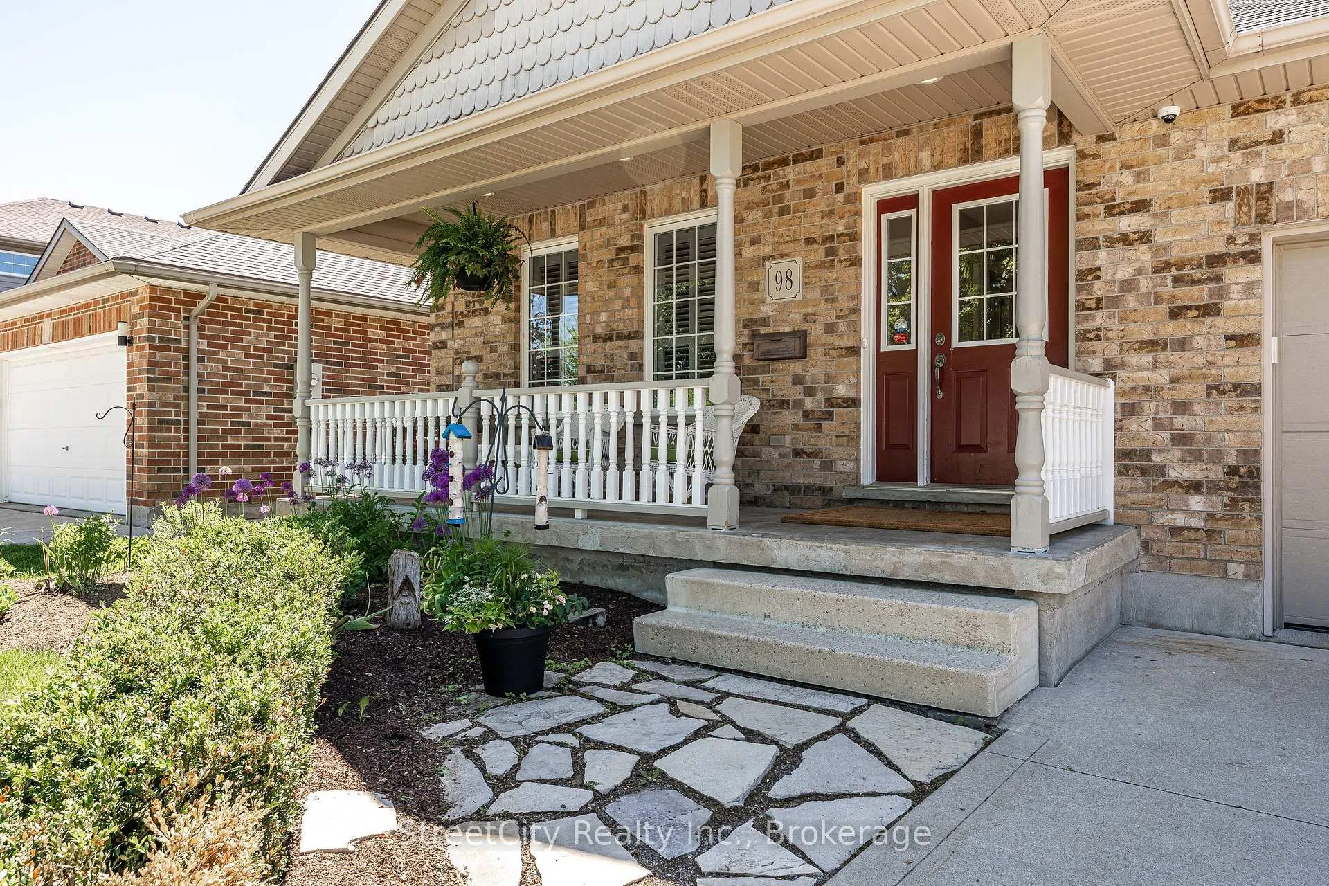 Photo 2 of 98 Abraham Drive, Stratford — HOMEH