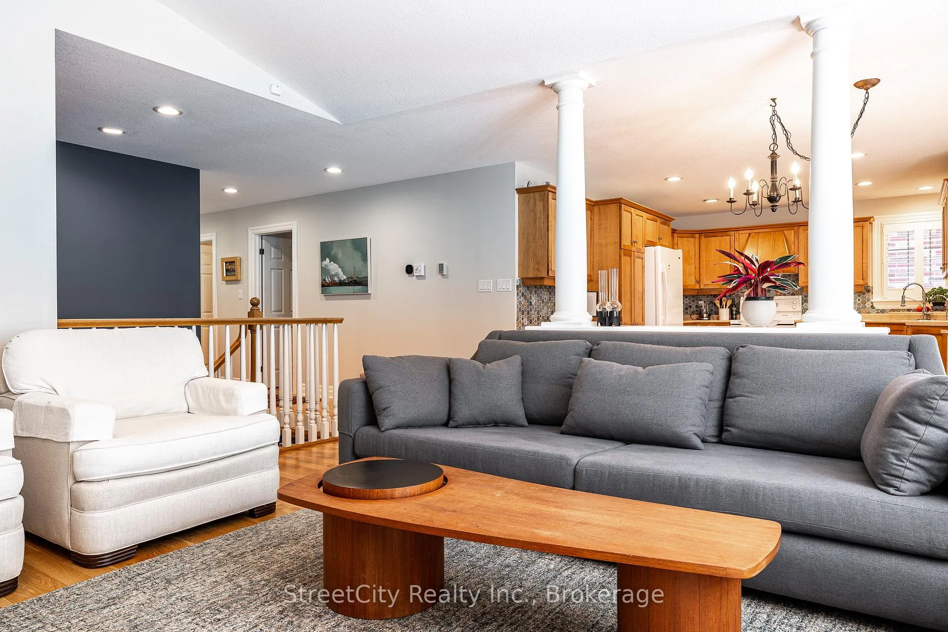 Photo 9 of 98 Abraham Drive, Stratford — HOMEH