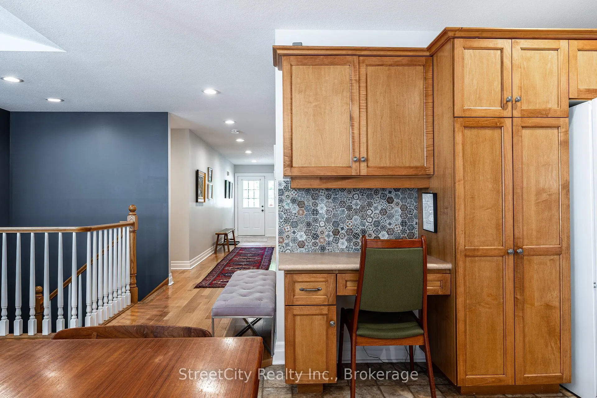 Photo 13 of 98 Abraham Drive, Stratford — HOMEH