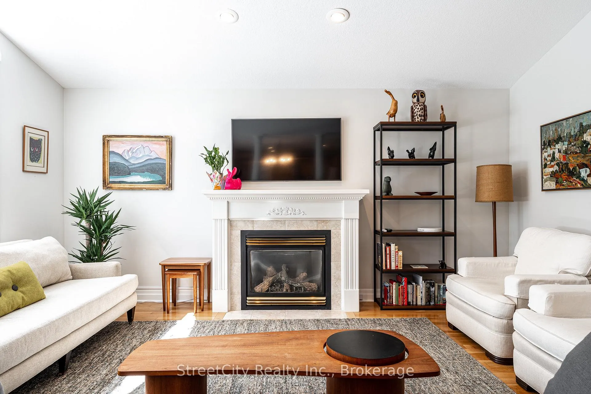 Photo 17 of 98 Abraham Drive, Stratford — HOMEH