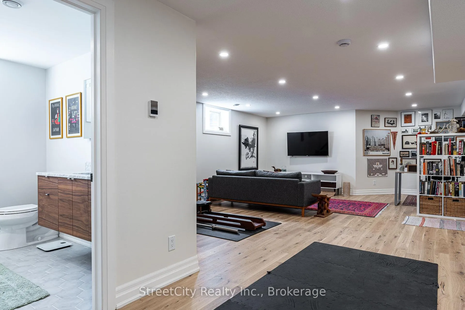 Photo 29 of 98 Abraham Drive, Stratford — HOMEH