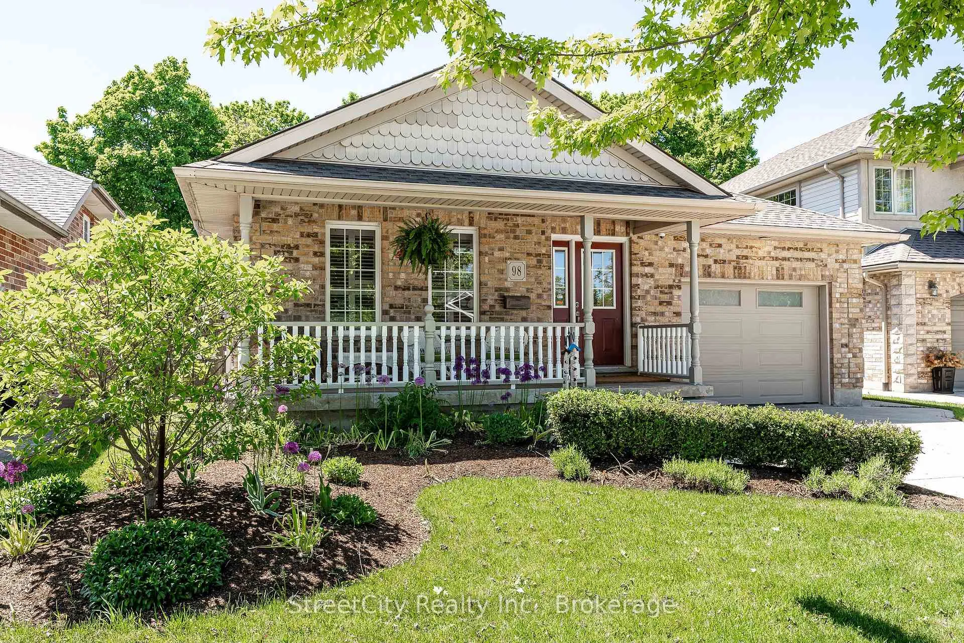 Photo 38 of 98 Abraham Drive, Stratford — HOMEH