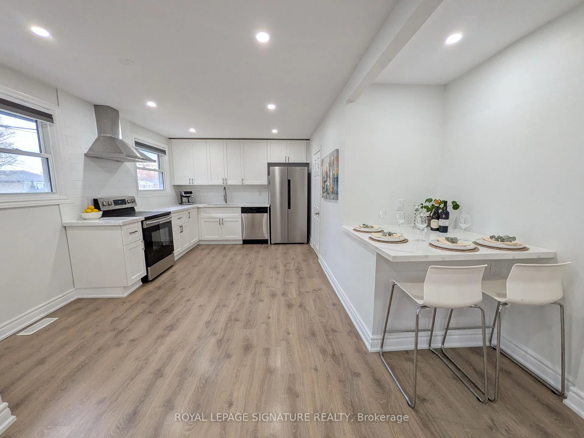 Photo 7 of 520 Burnham Street, Cobourg — HOMEH
